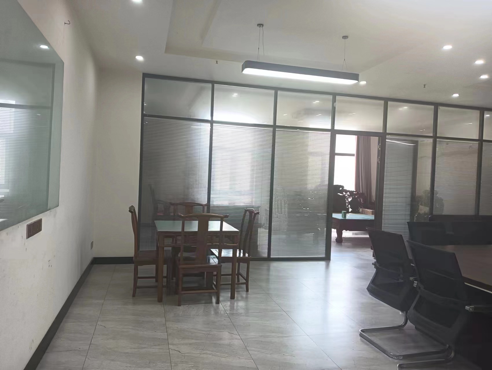 华强城 3室2厅1卫 126.50m²