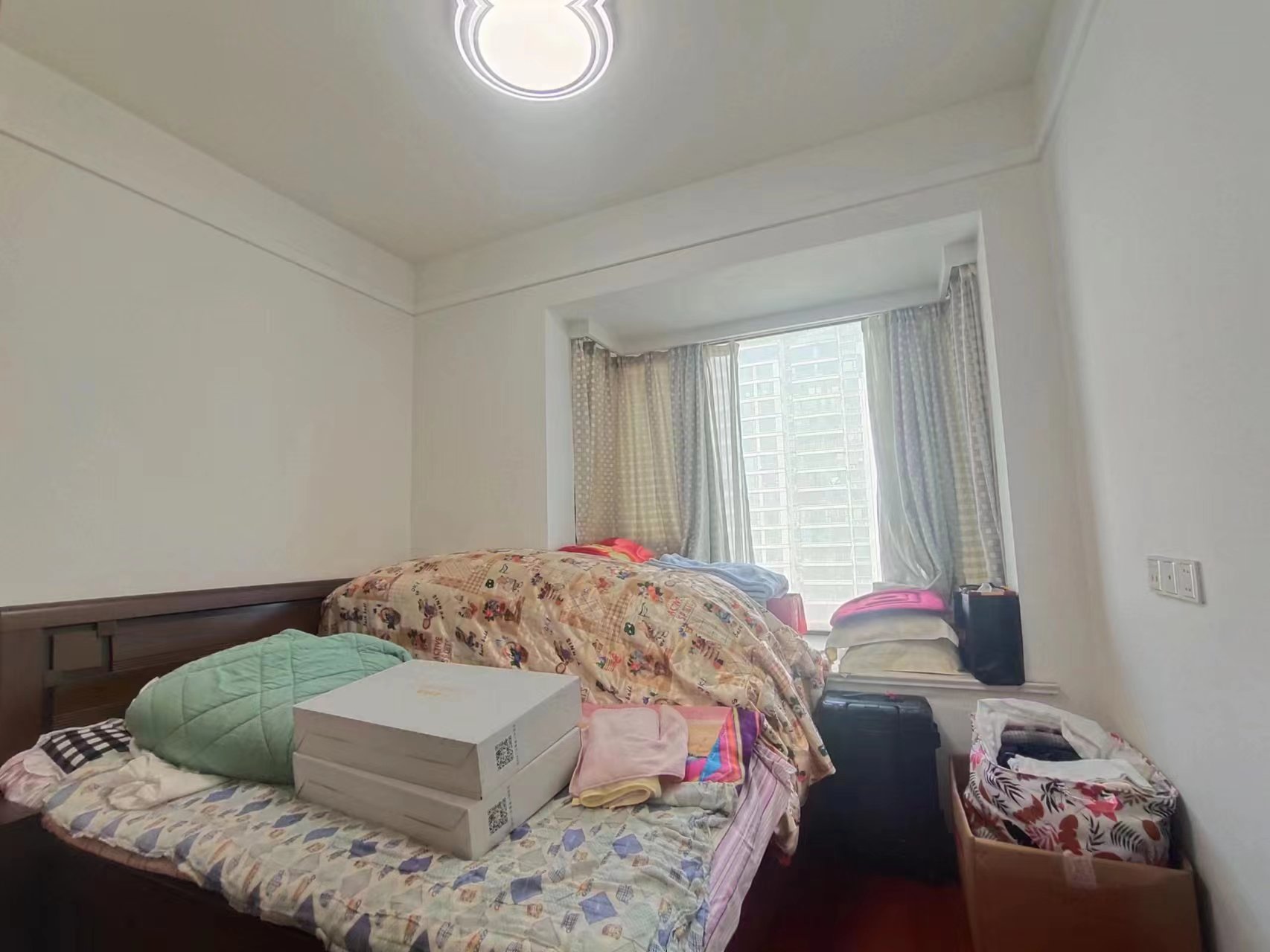 中南世纪城北区 3室2厅2卫 180m&sup2;