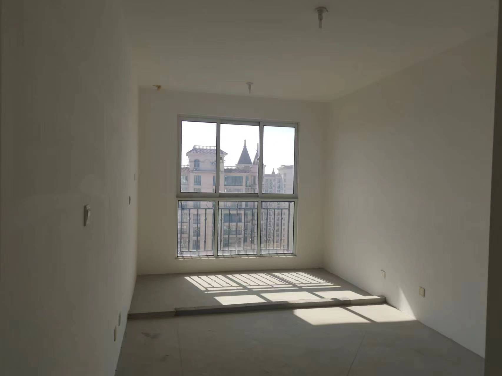 中南世纪花城三期 4室2厅2卫 165m&sup2;