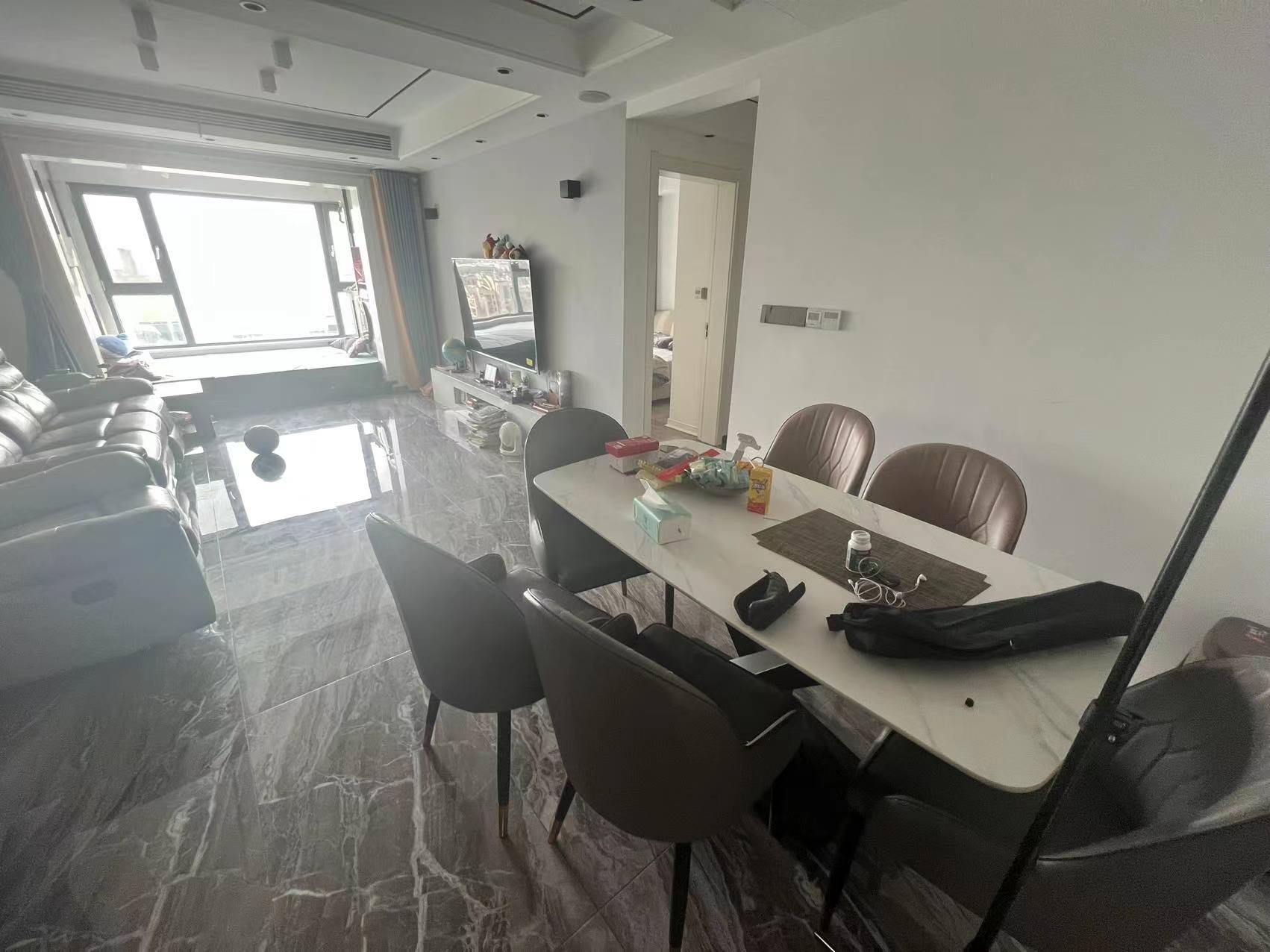 南山国际社区 3室1厅1卫 98m&sup2;