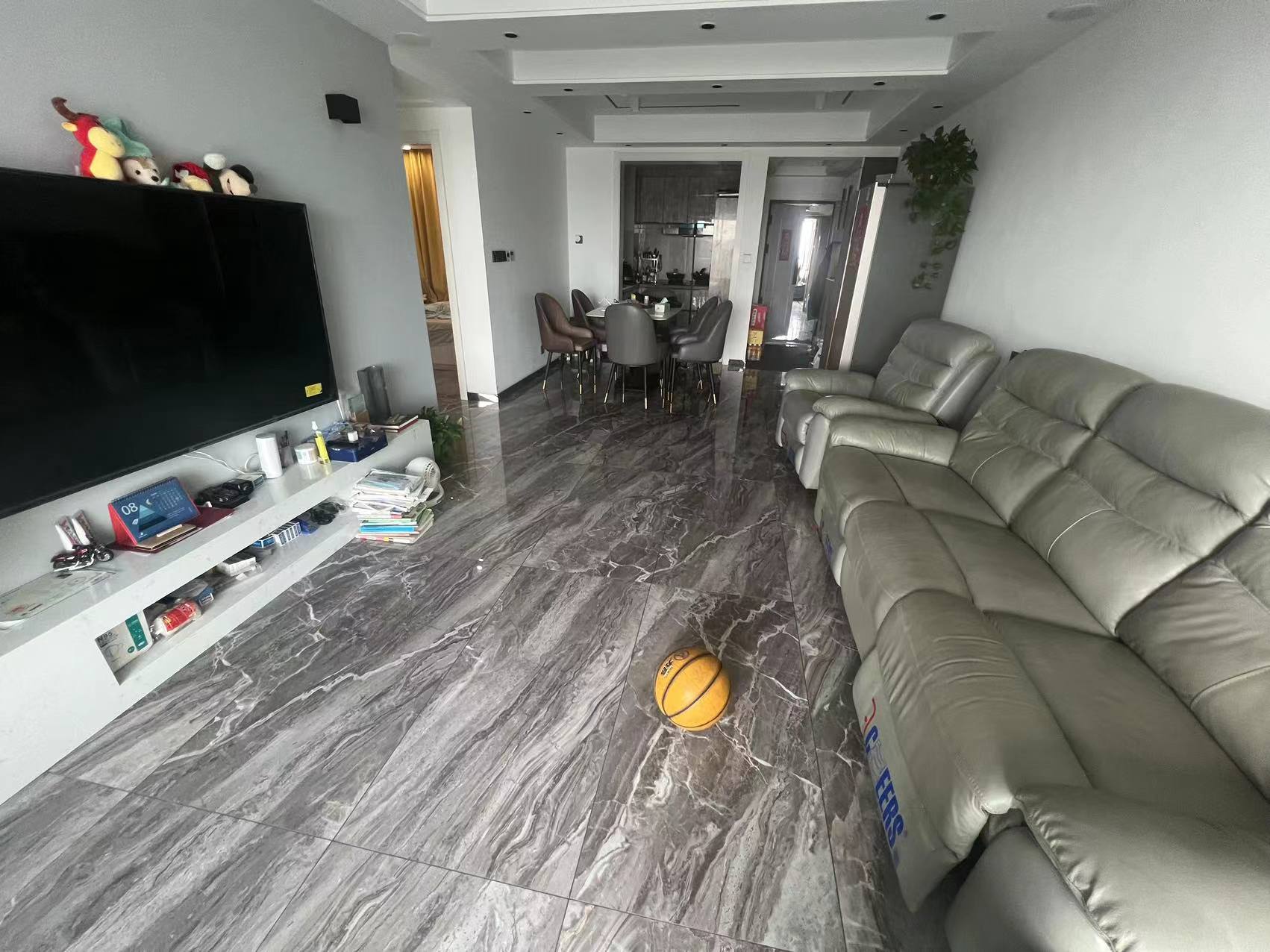 南山国际社区 3室1厅1卫 98m&sup2;