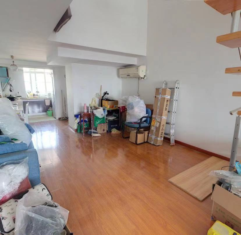 百花大厦 3室2厅2卫 58m&sup2;