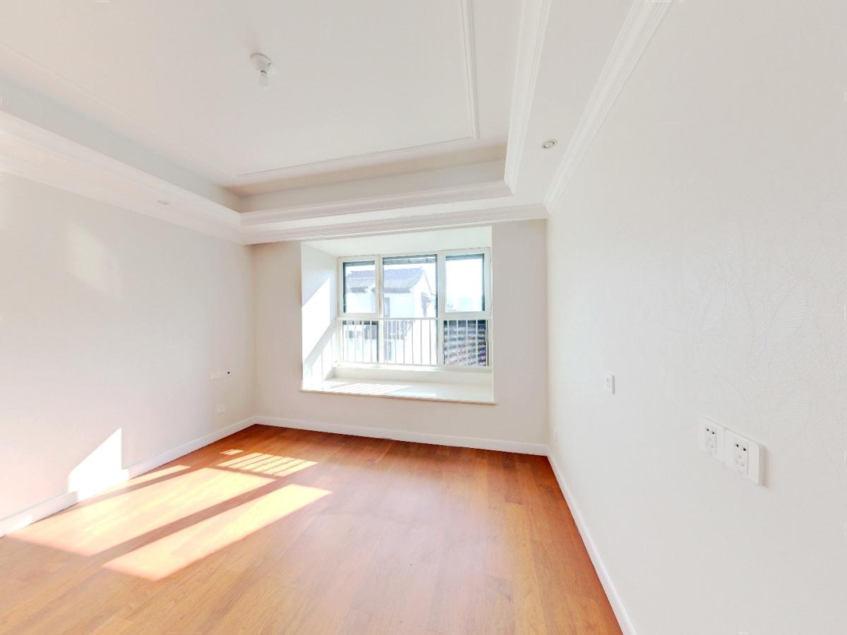 融创盛和九里桃源 3室2厅2卫 128m&sup2;