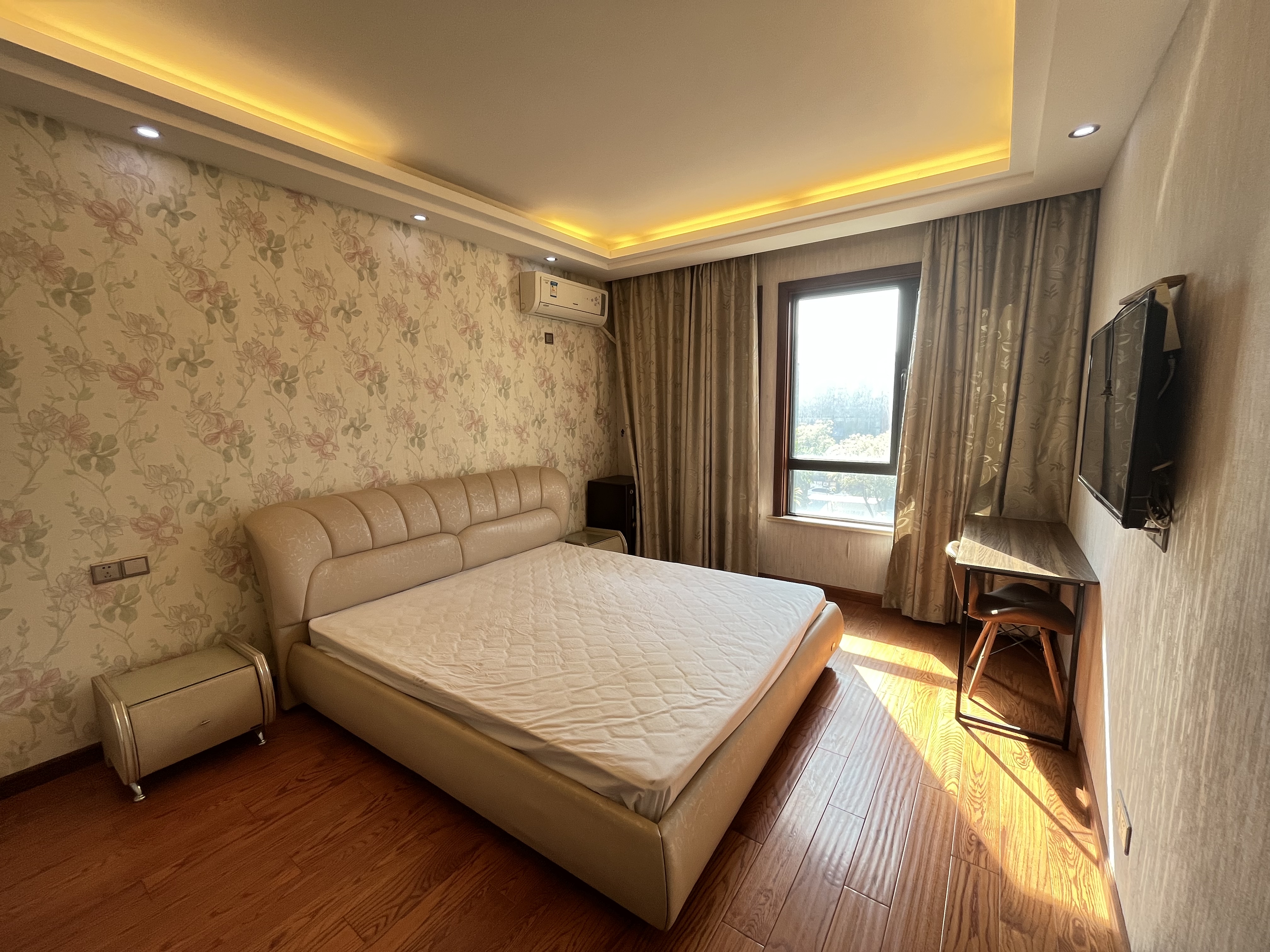 南通橡树湾 3室2厅2卫 141m&sup2;