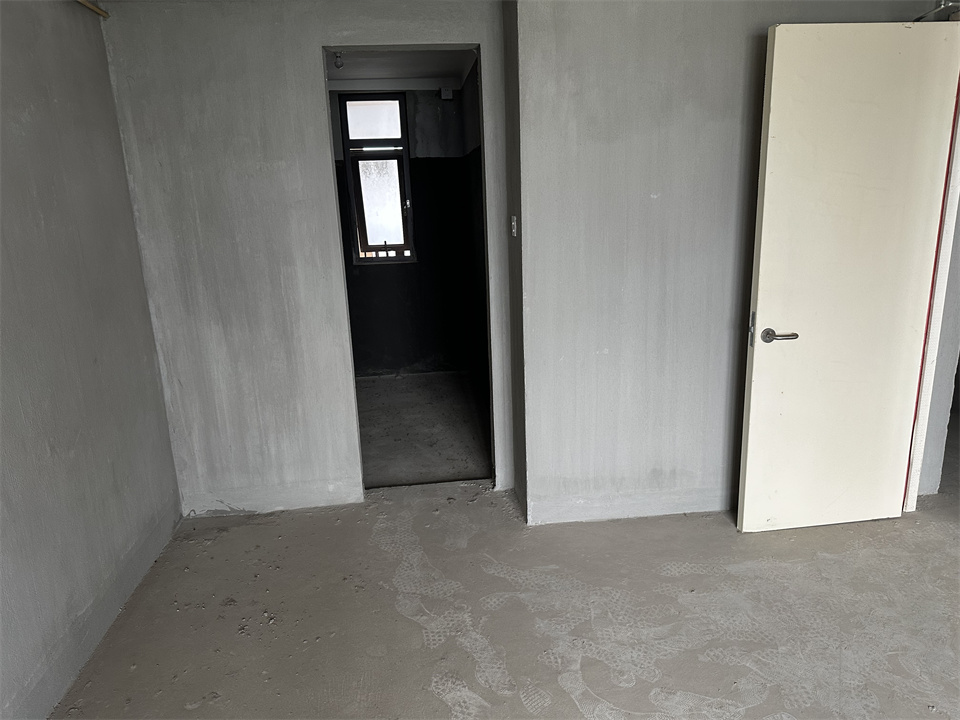 华强城 3室2厅2卫 120m&sup2;
