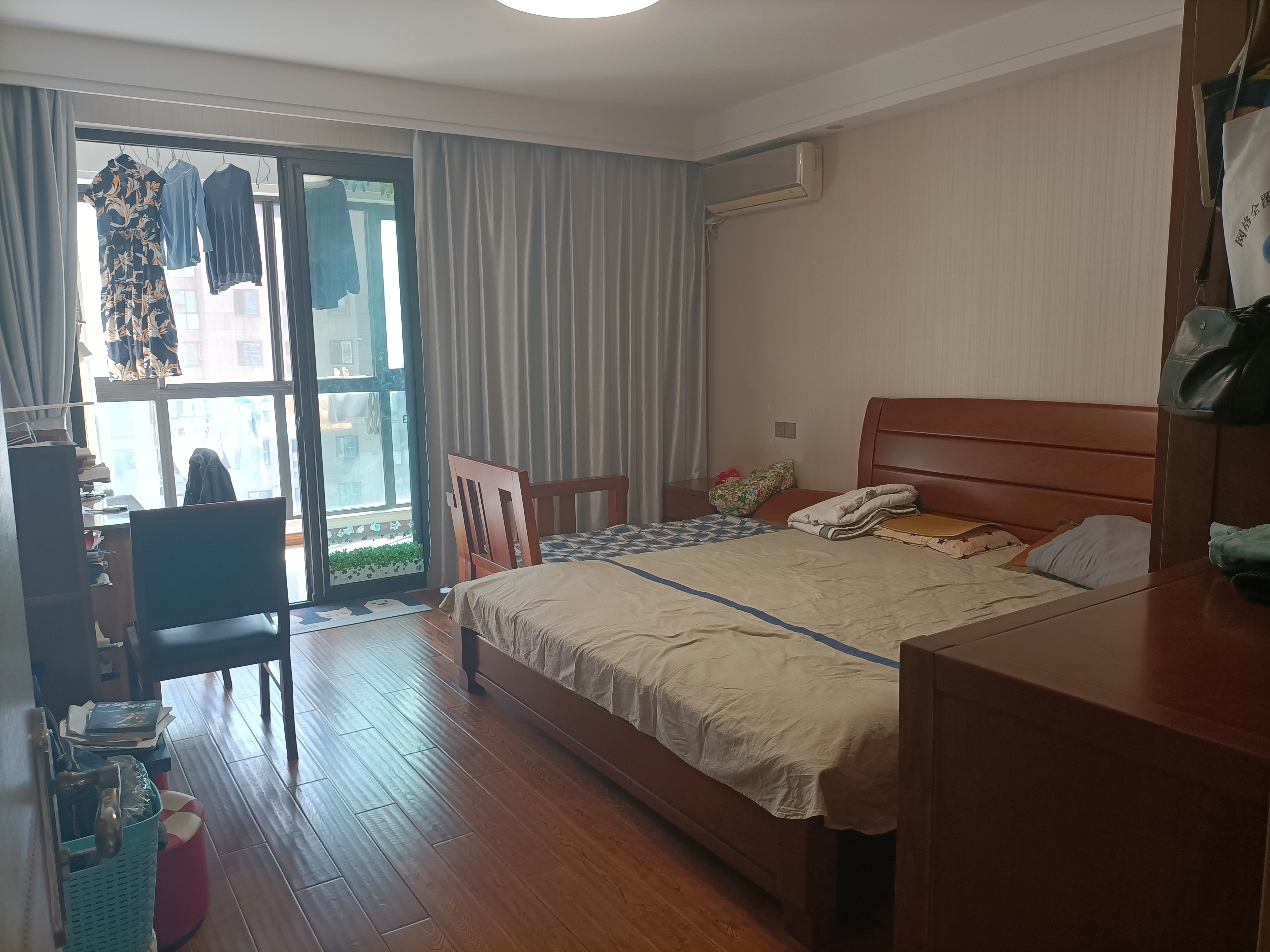 莱茵河畔 2室2厅1卫 105.65m&sup2;