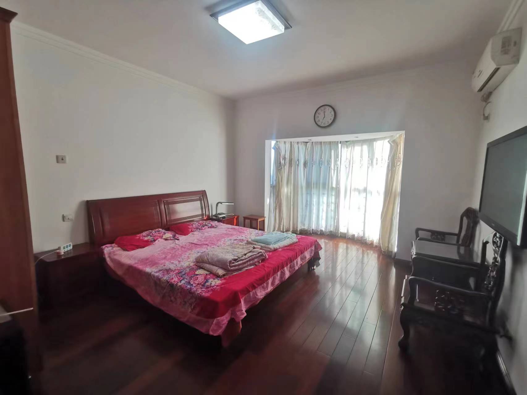 中南世纪城北区 4室2厅2卫 167m&sup2;