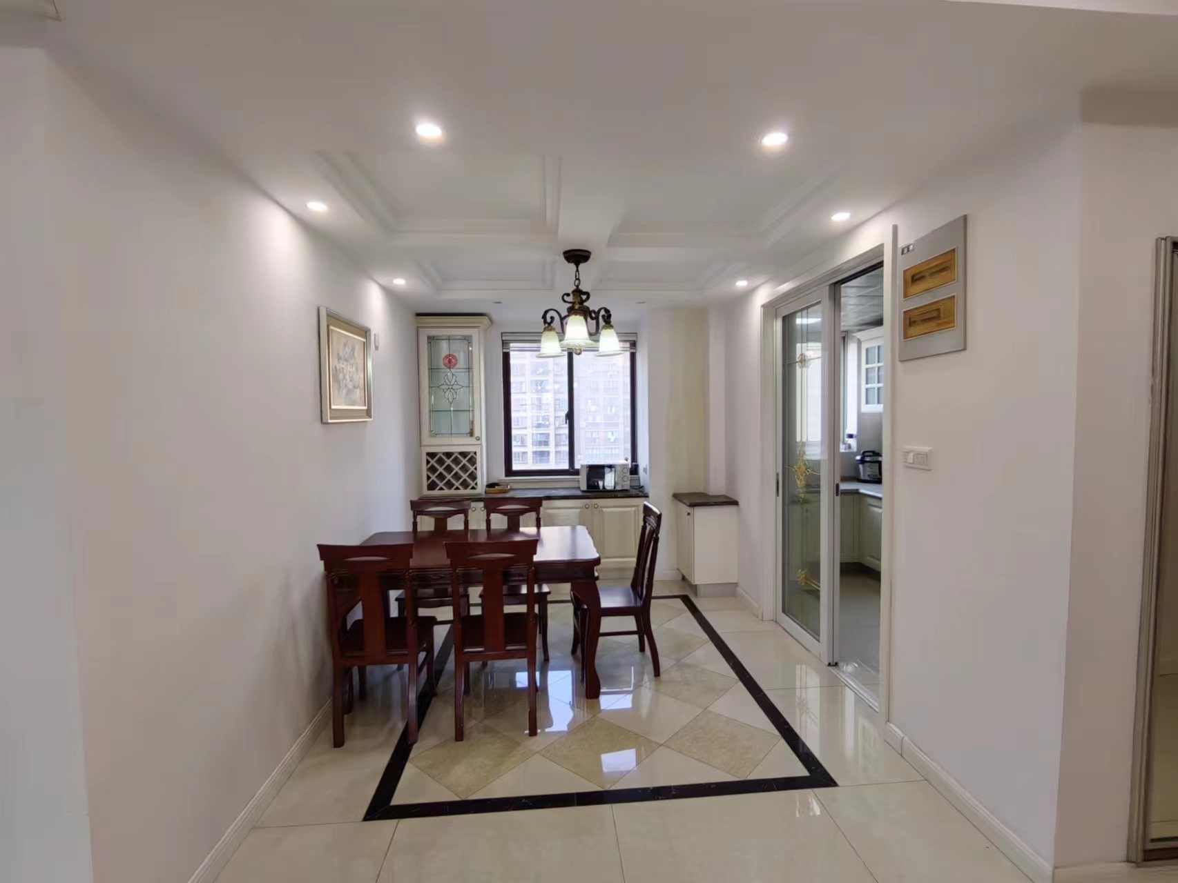华强城 3室2厅2卫 128.39m²
