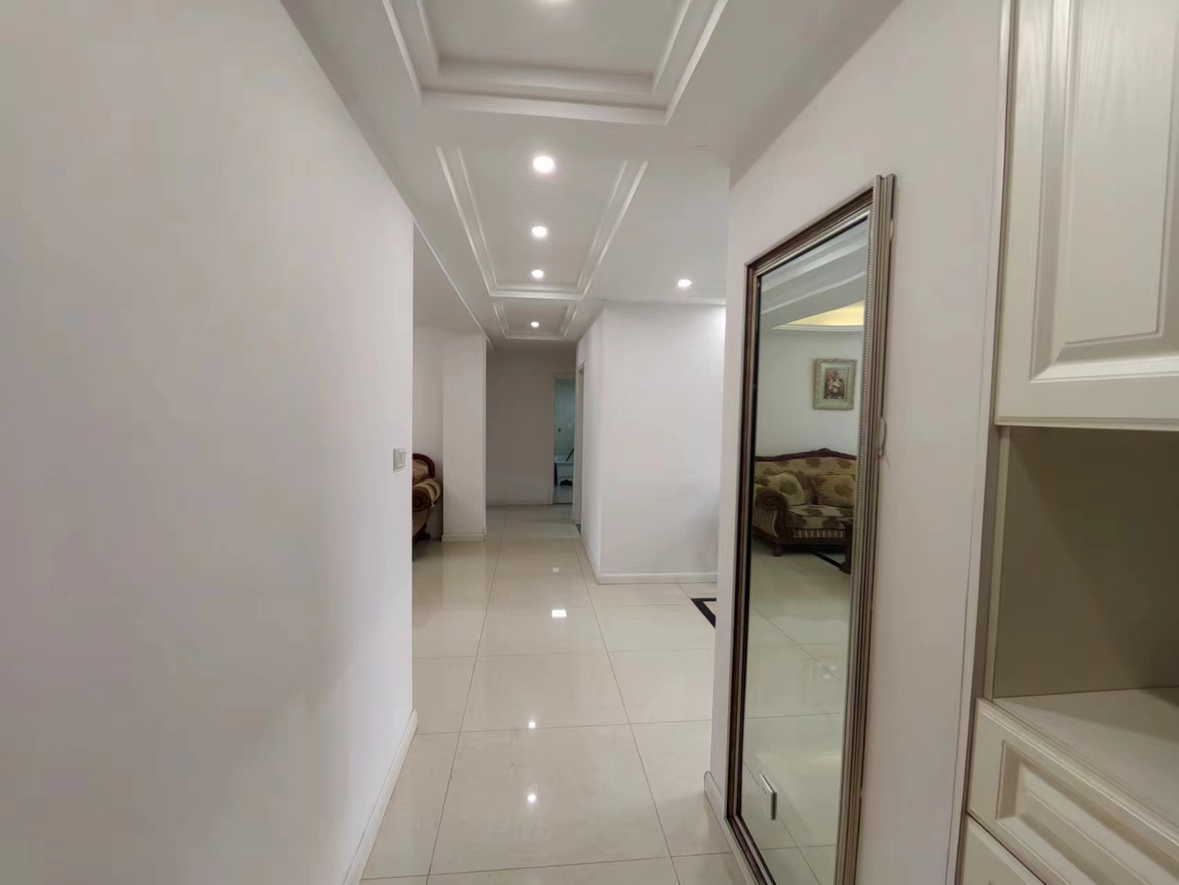 华强城 3室2厅2卫 128.39m²