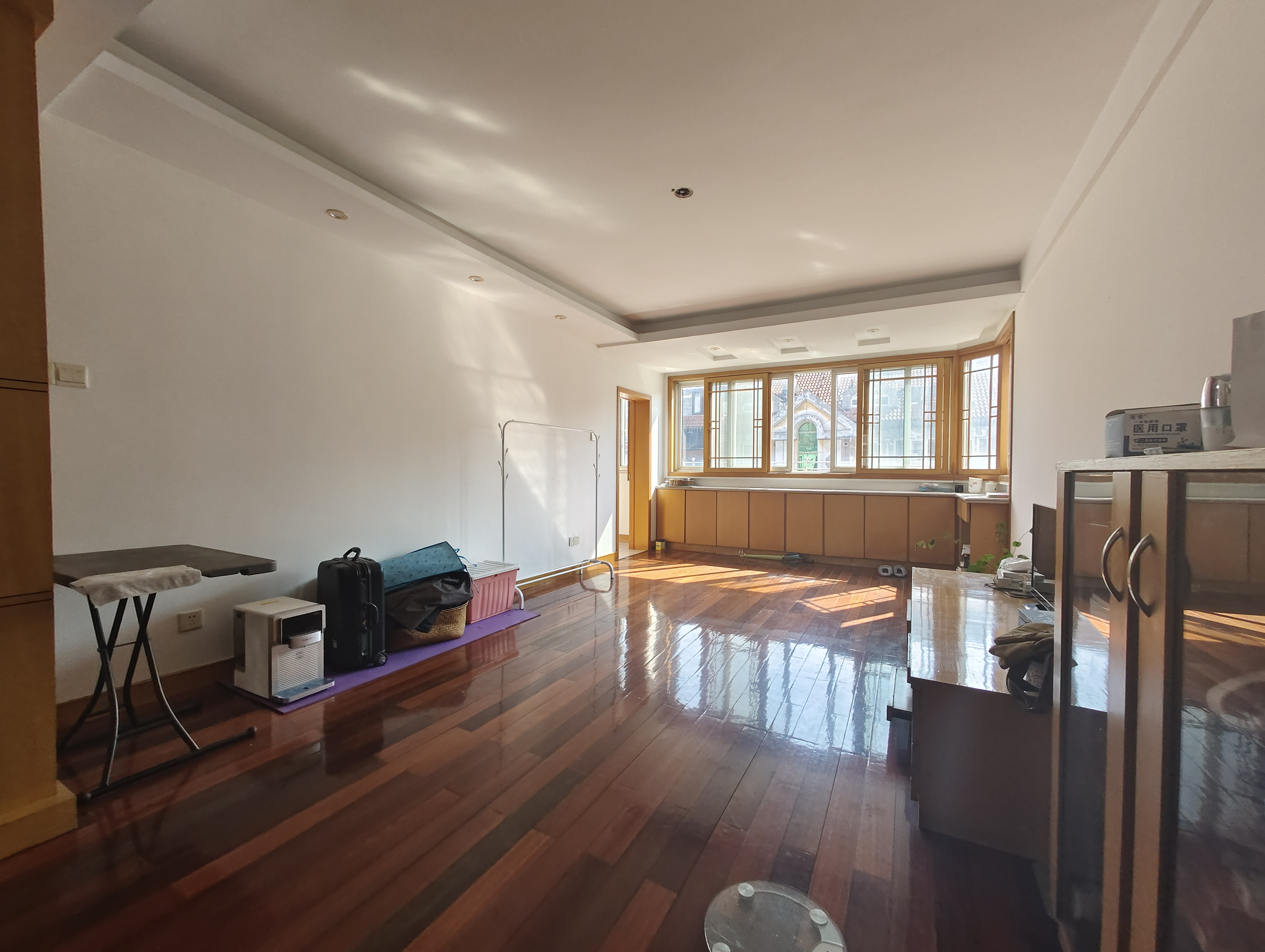 和兴花苑 3室2厅2卫 130m&sup2;