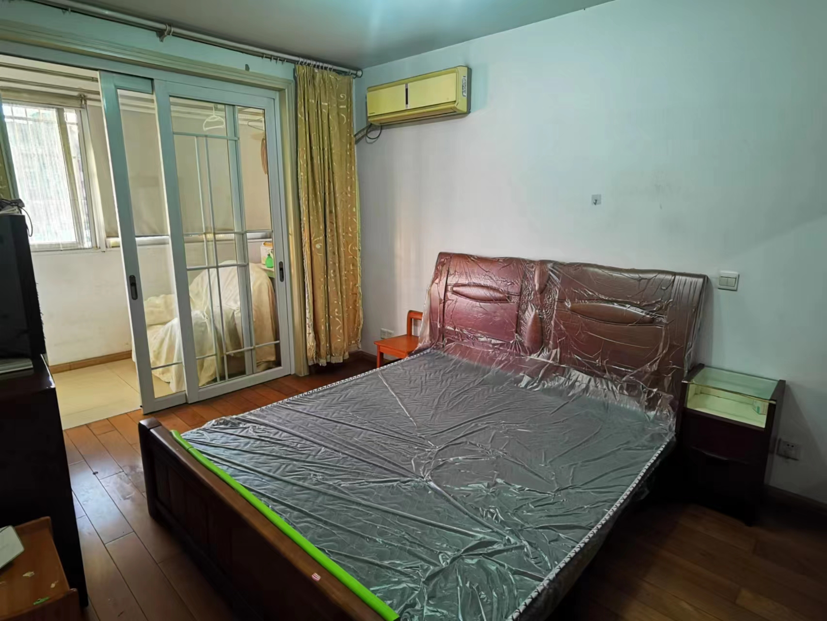 越江新村 3室2厅1卫 118m&sup2;