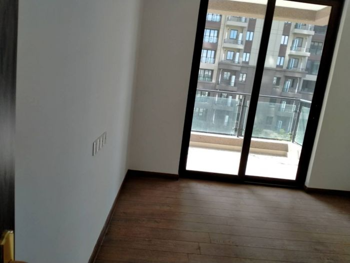 碧桂园时代悦城 4室2厅1卫 192.00m²