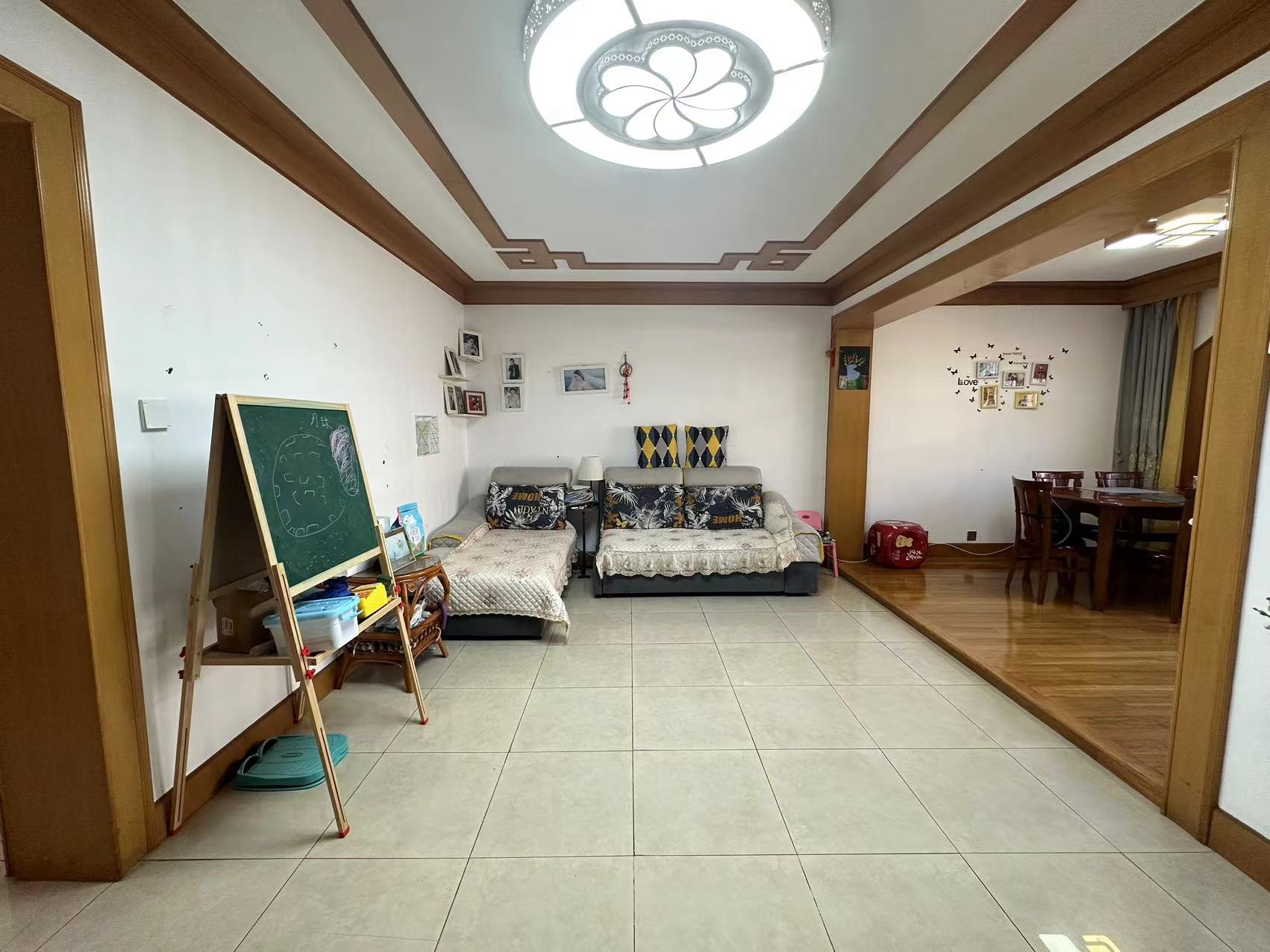 濠西园华迪小区 2室2厅1卫 90m&sup2;