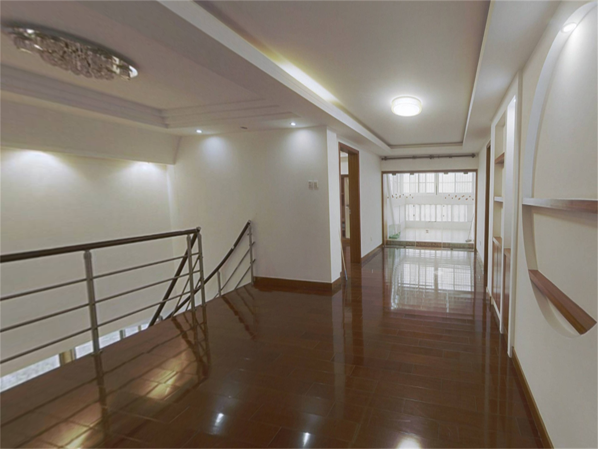 时珍园小区 5室2厅3卫 233.00m²