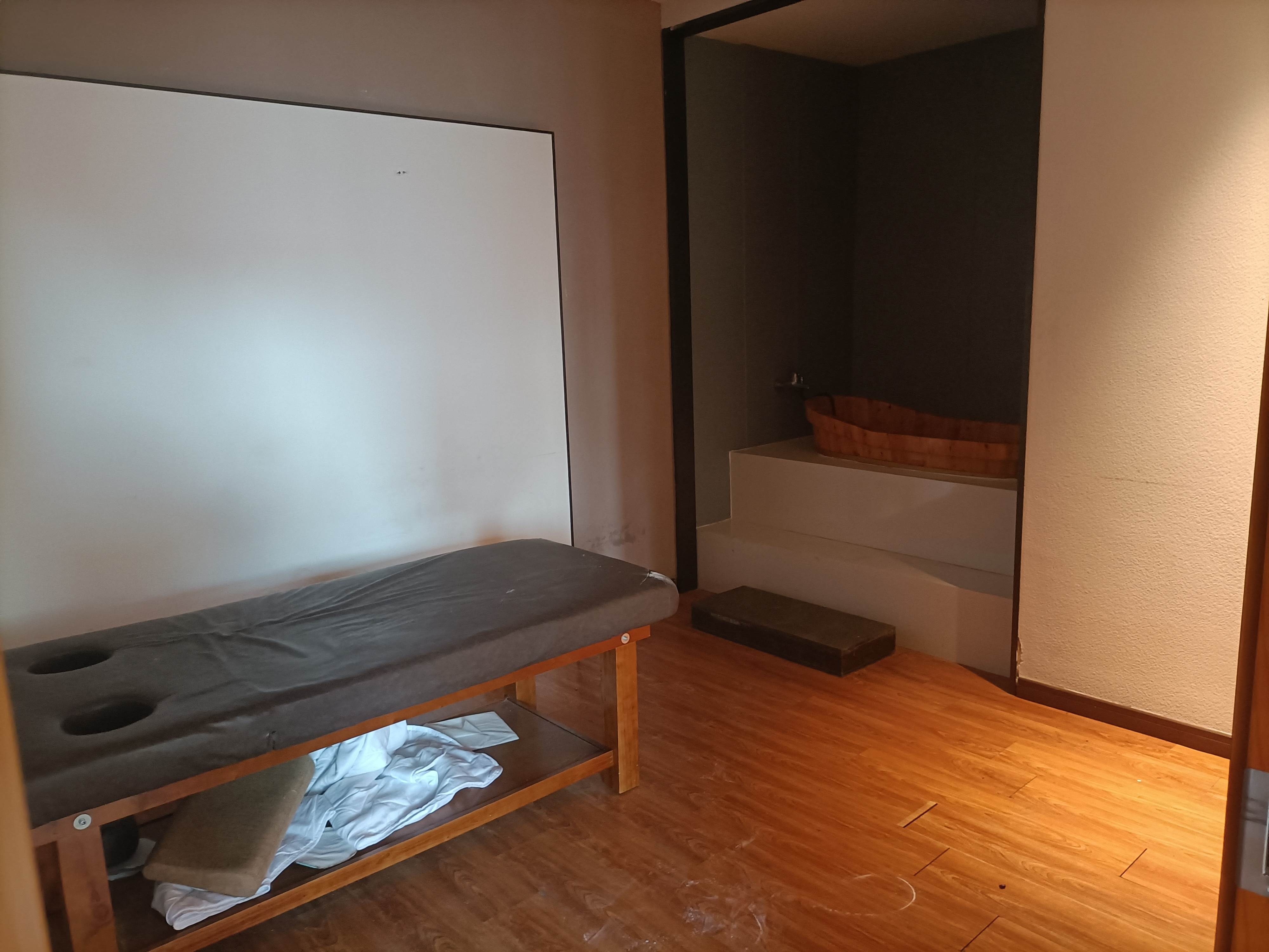 汇金国际 1室1厅1卫 160m&sup2;
