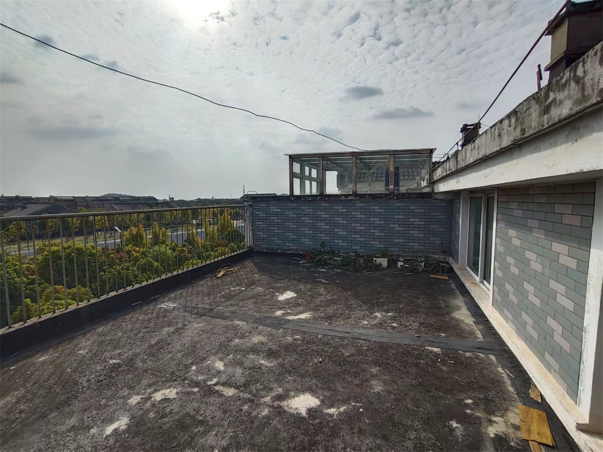 城山家园 5室2厅1卫 186.00m²
