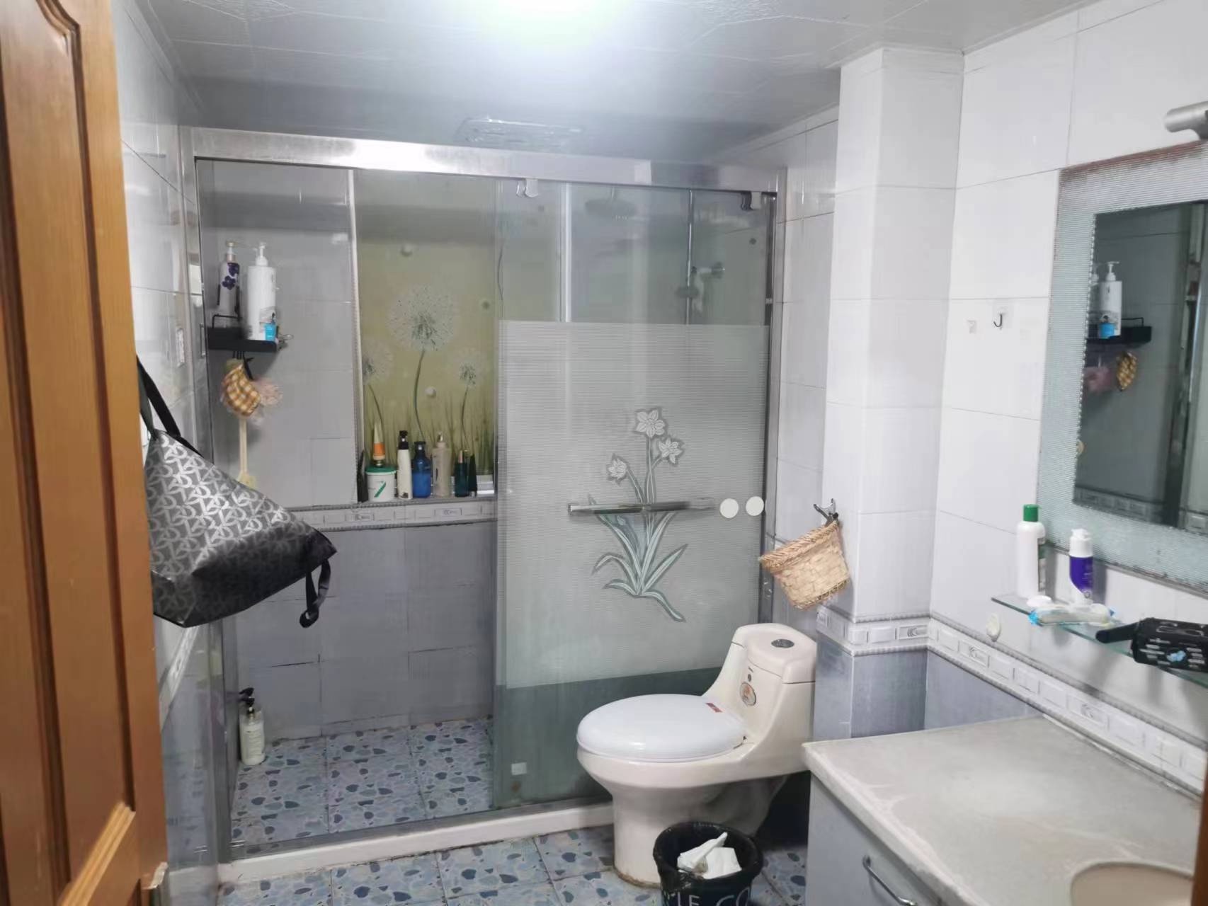 前景花苑 3室1厅1卫 95m&sup2;