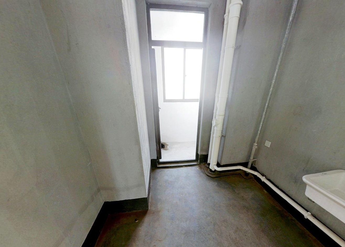 世濠花园 3室2厅1卫 126m&sup2;