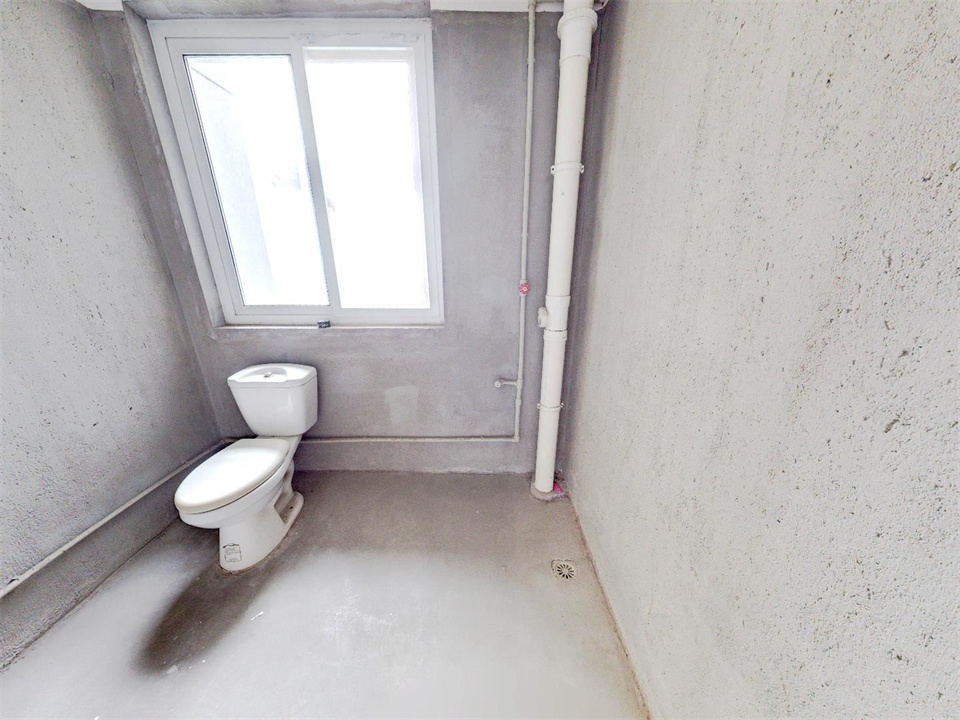 新华福里 3室2厅1卫 154m&sup2;