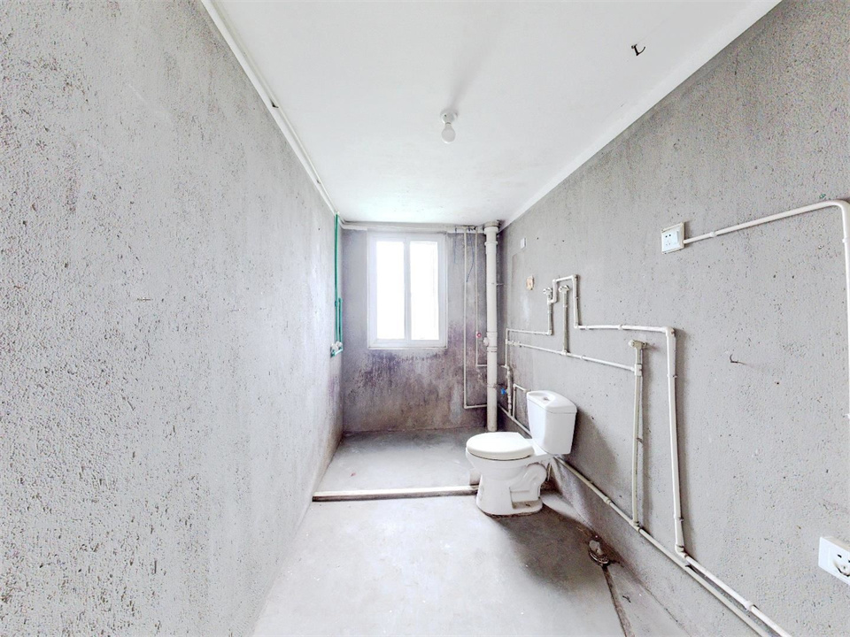 新华福里 3室2厅1卫 154m&sup2;
