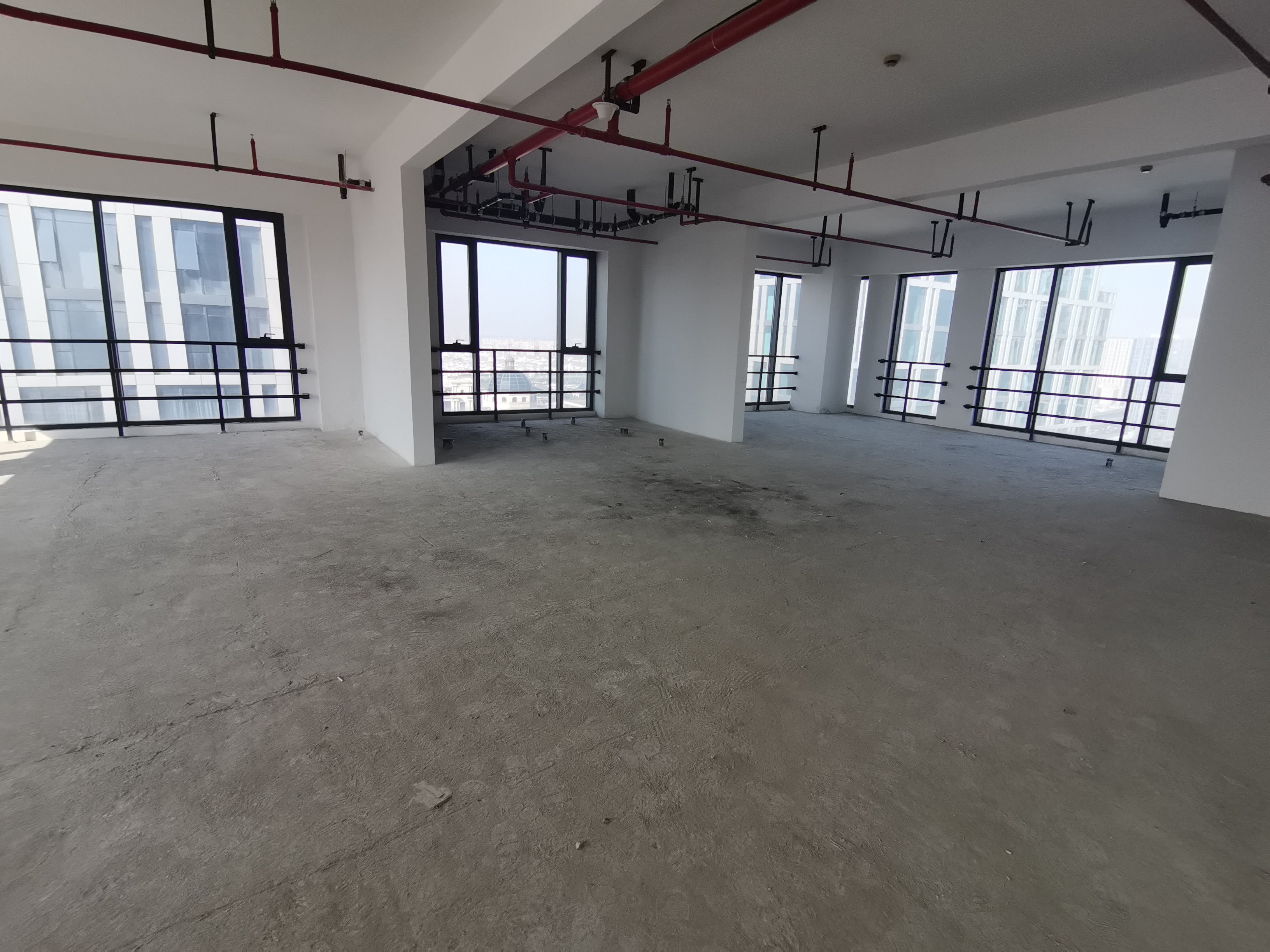  威斯汀广场 5室2厅2卫 300m²
