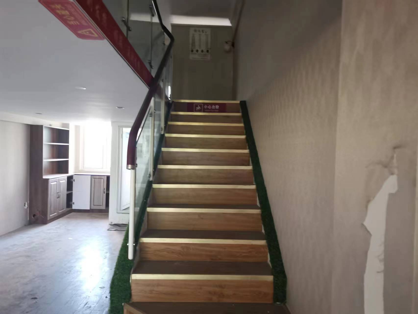 中南世纪花城三期 1室1厅1卫 80.00m²