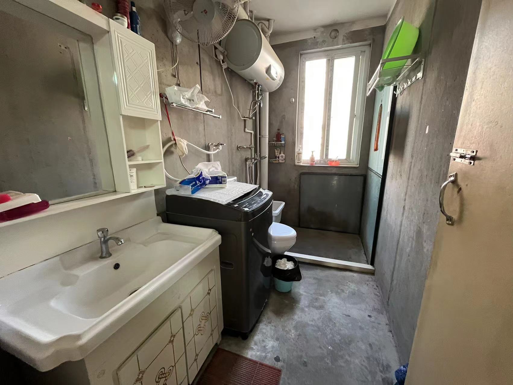 新港花苑 2室1厅1卫 86.37m&sup2;