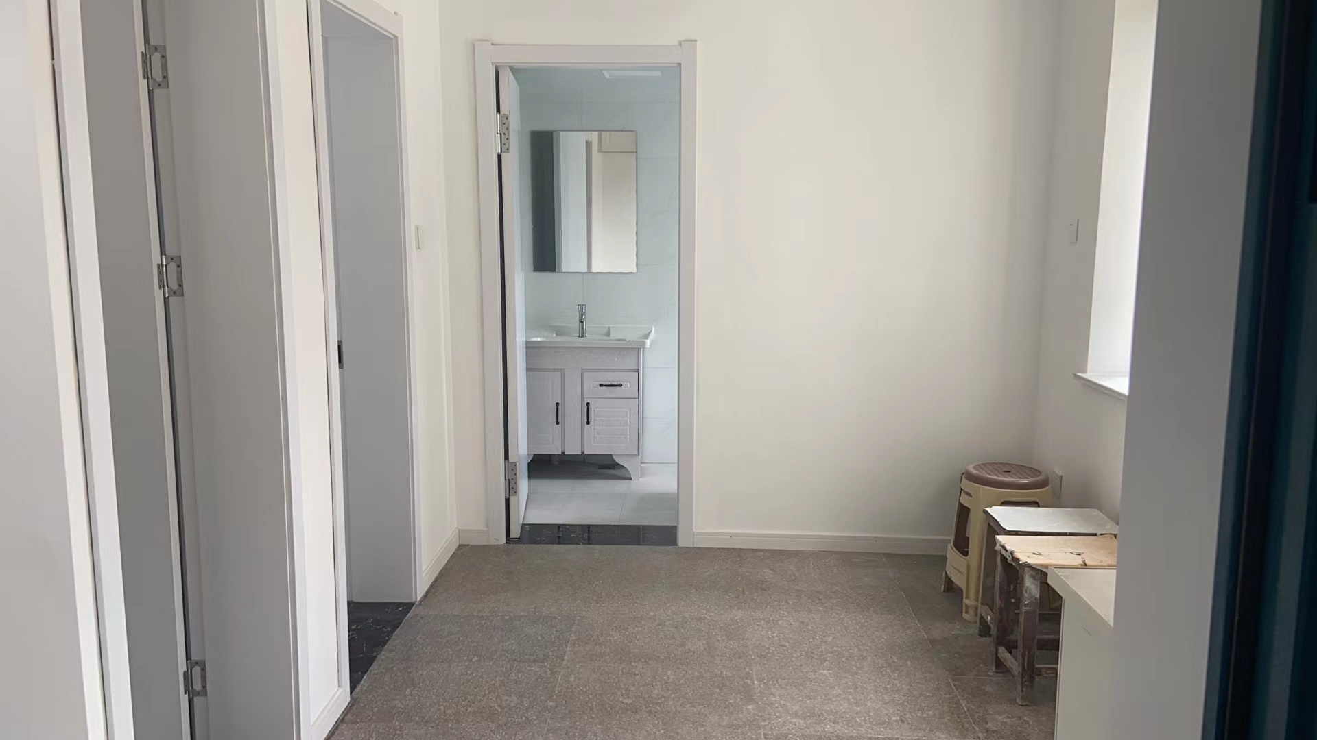 白家园 2室1厅1卫 64m²