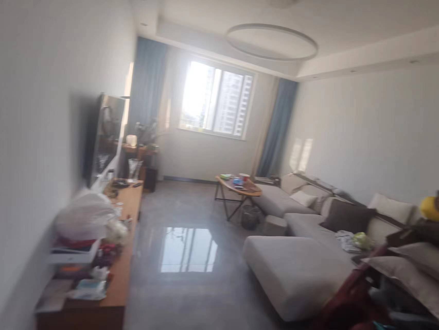 金桥花园 3室2厅2卫 70m²