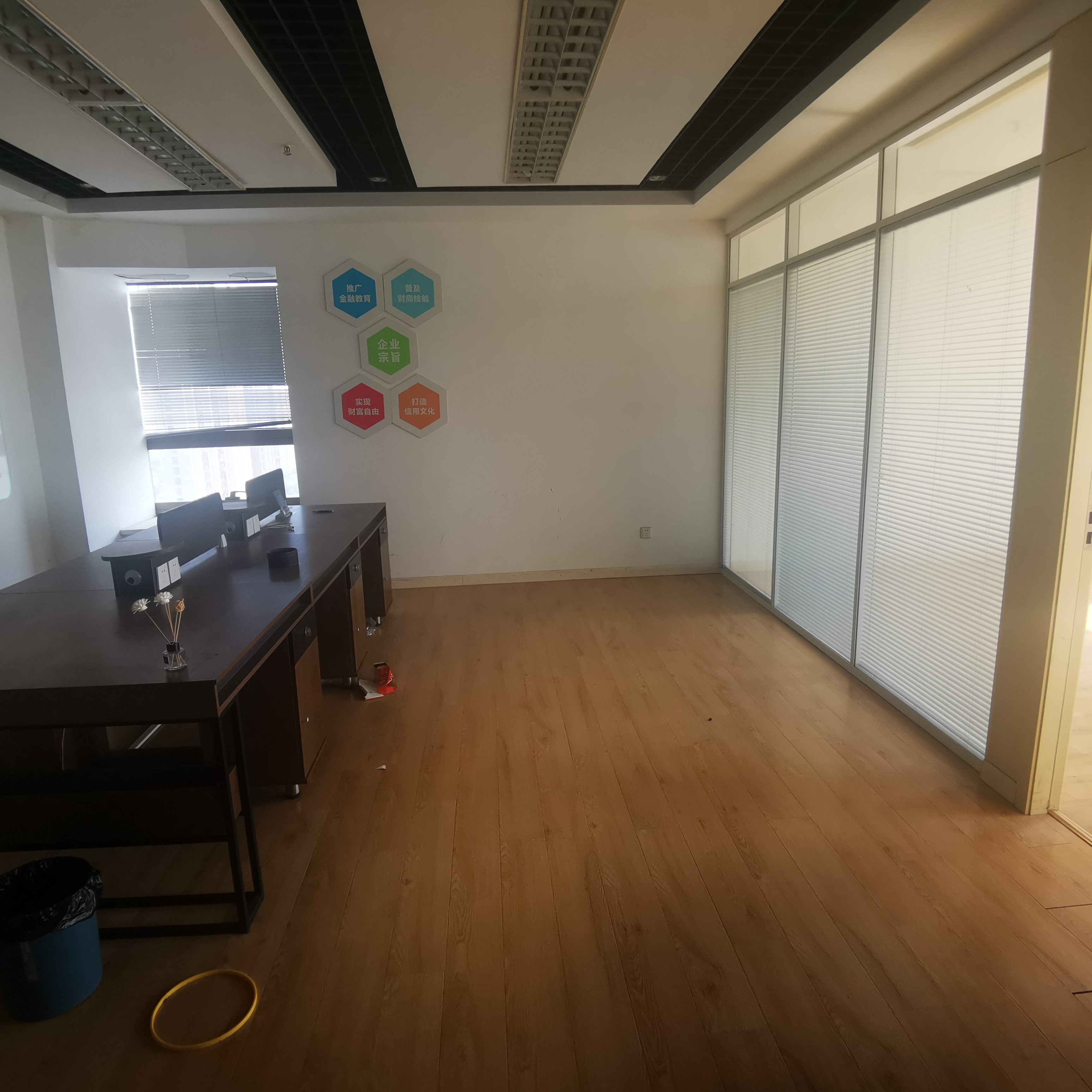 中南世纪城 2室1厅1卫 97m&sup2;