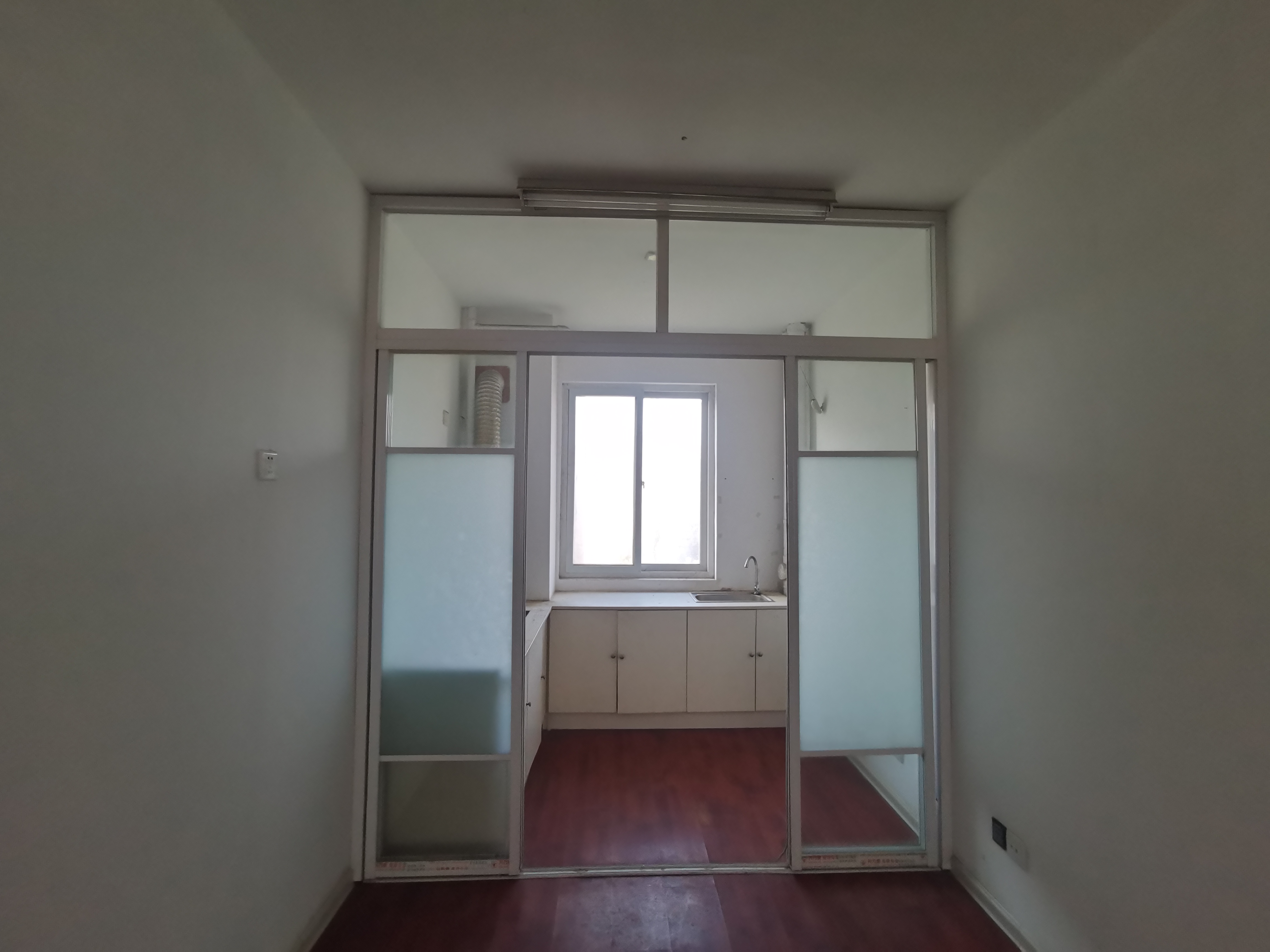 锦峰大厦 4室2厅2卫 165m&sup2;