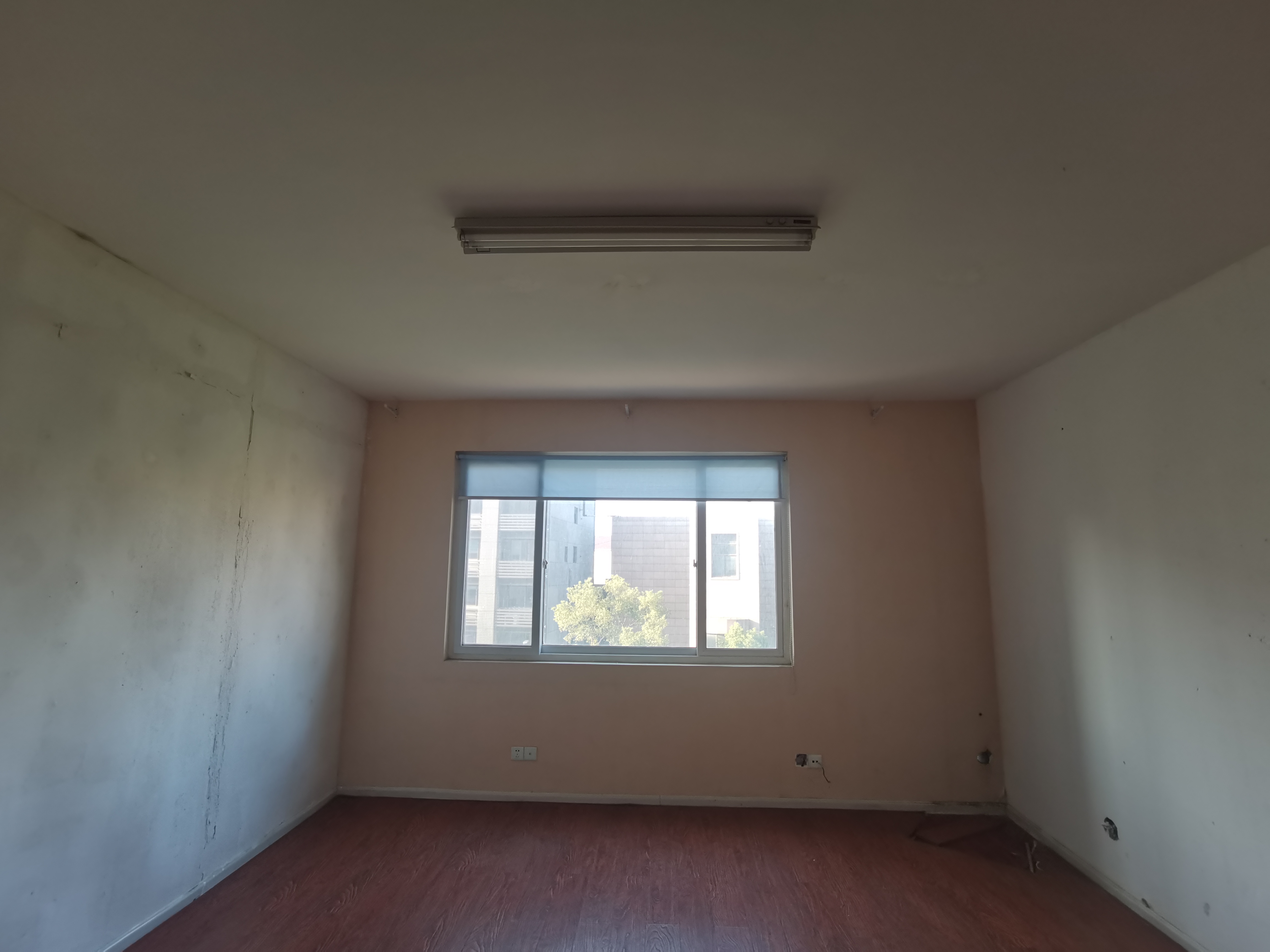 锦峰大厦 4室2厅2卫 165m&sup2;