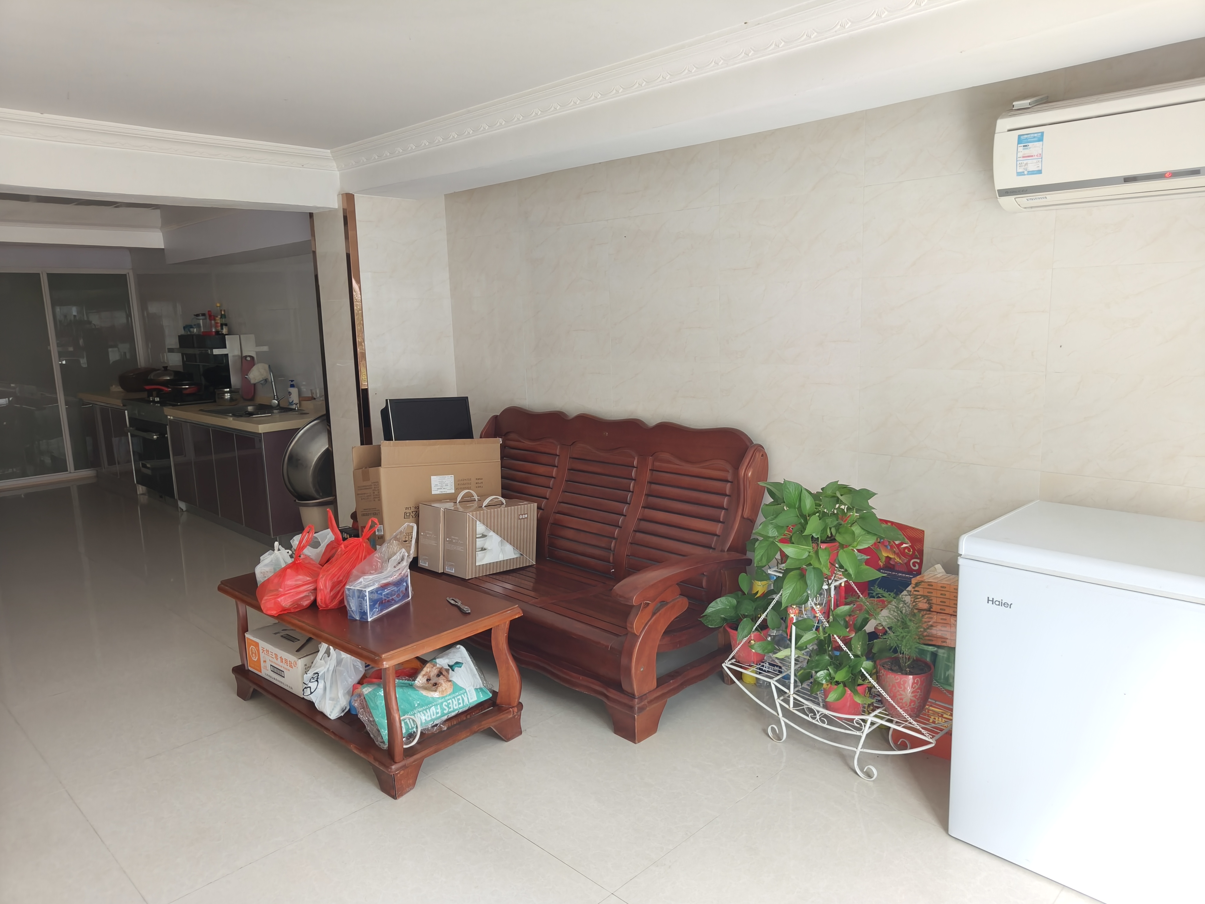 金桥世家 1室1厅1卫 60m&sup2;