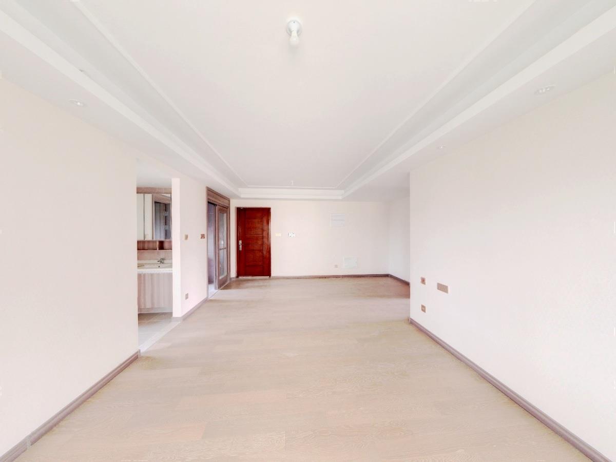 中创大都会 3室2厅2卫 114m&sup2;