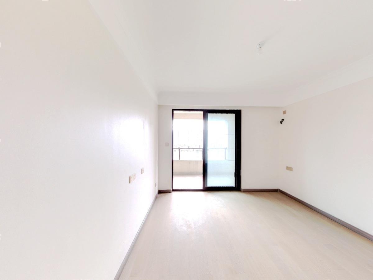 中创大都会 3室2厅2卫 114m&sup2;