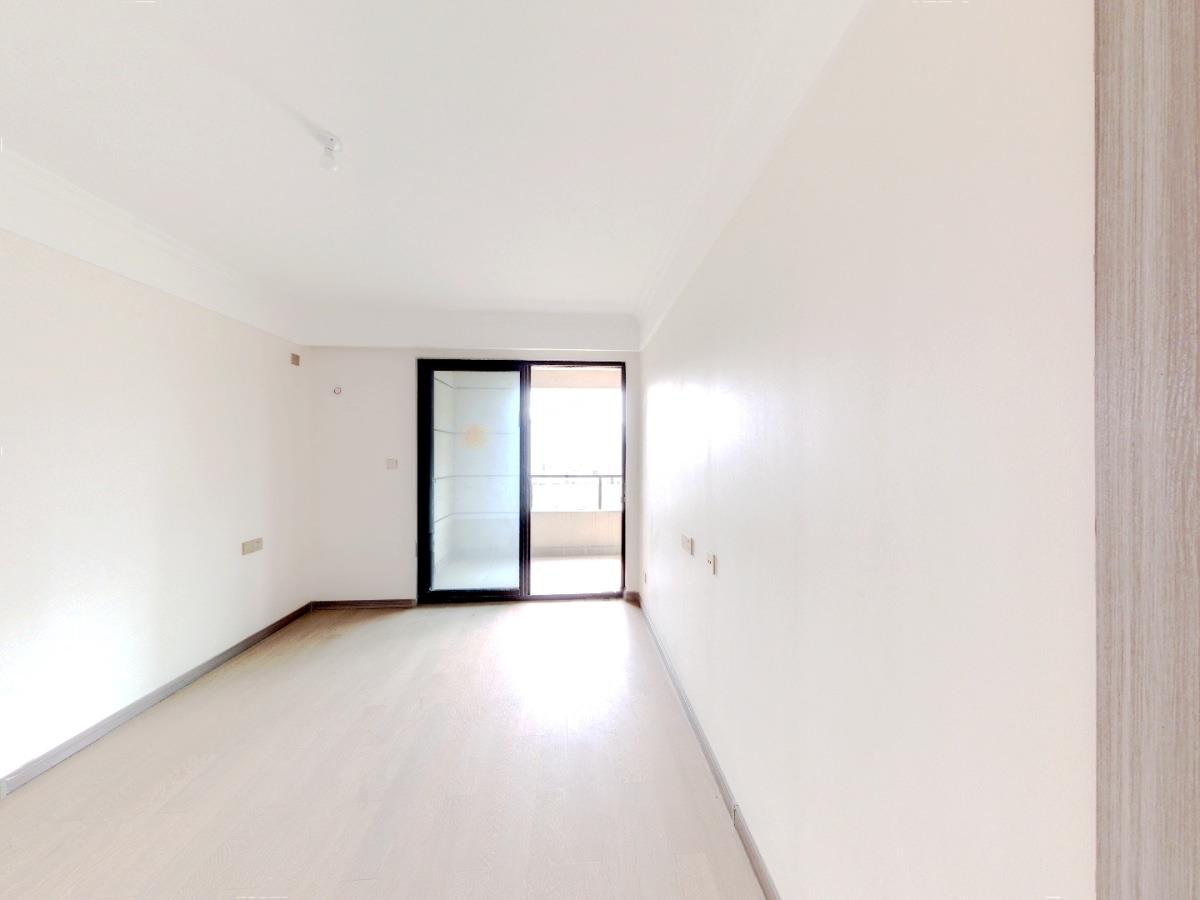 中创大都会 3室2厅2卫 114m&sup2;
