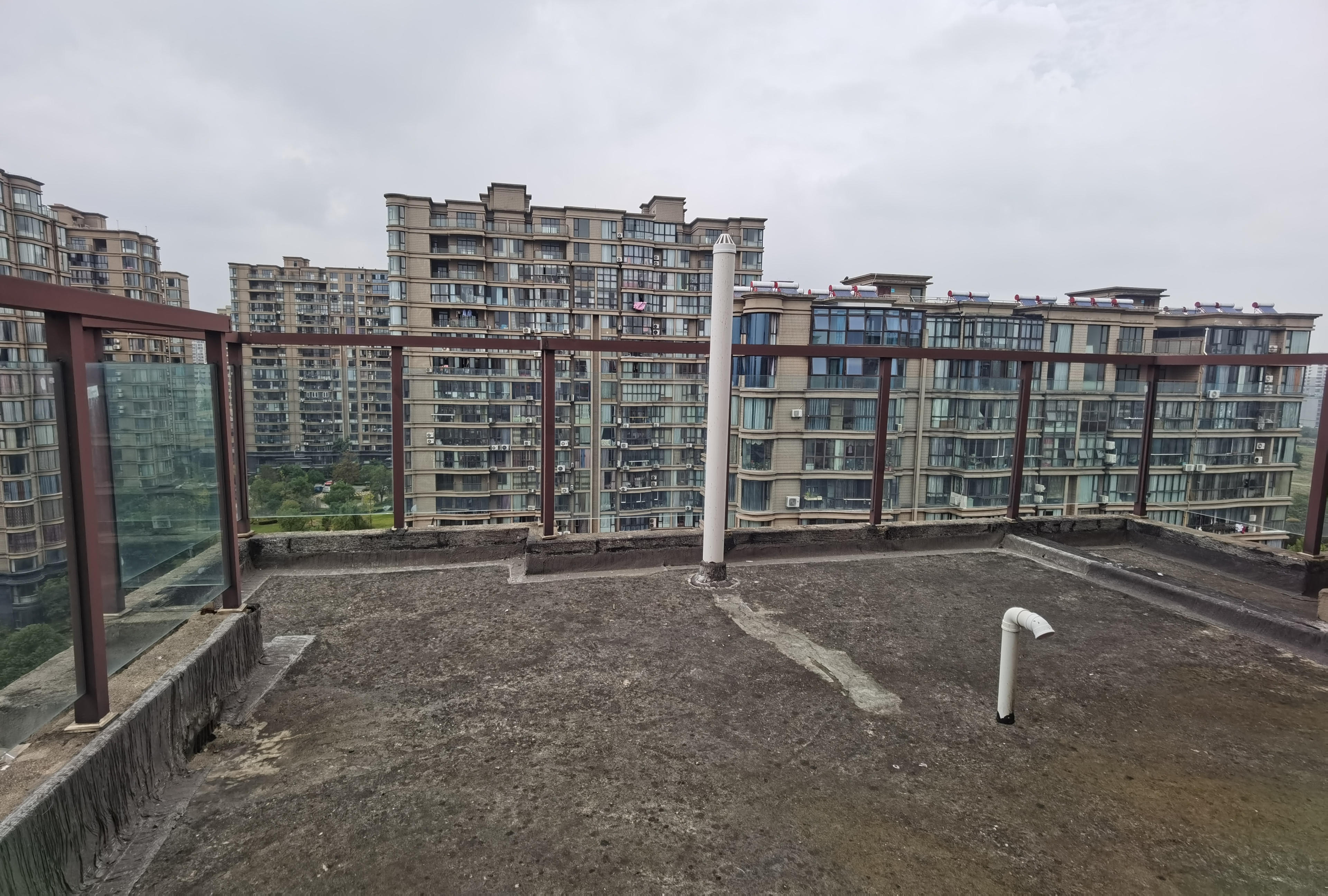 银河湾 5室2厅2卫 231.51m²