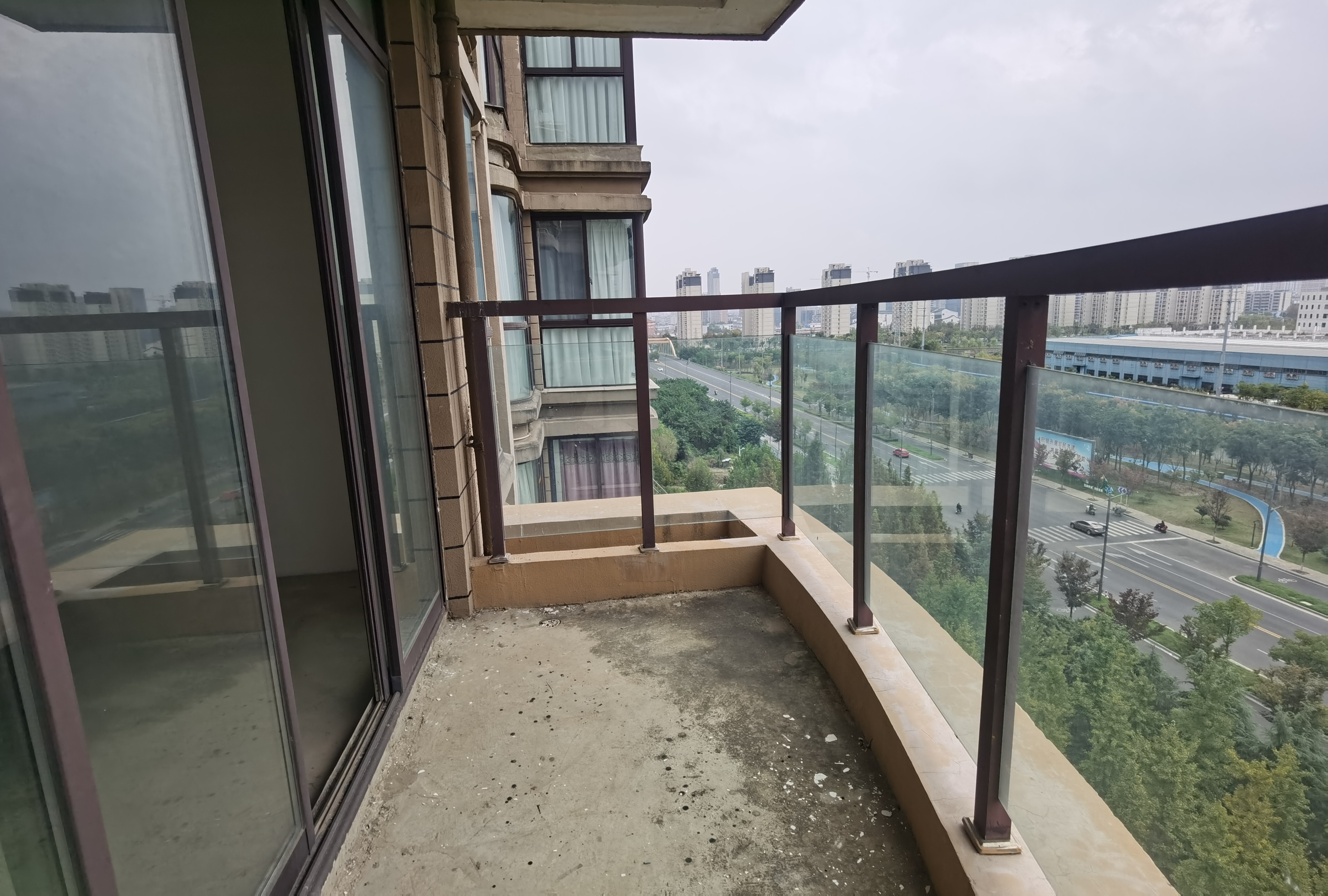 银河湾 5室2厅2卫 231.51m²