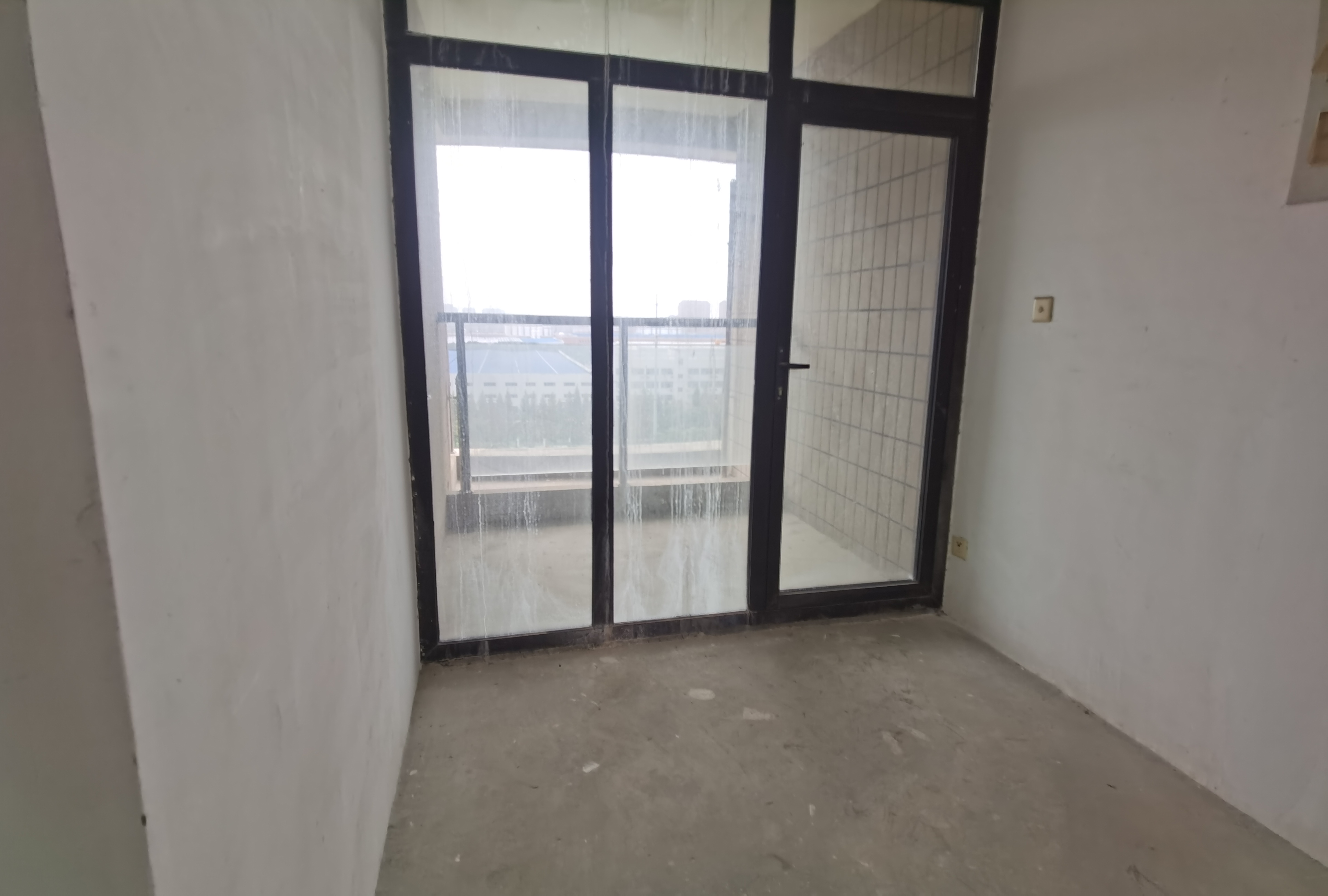 银河湾 5室2厅2卫 231.51m²