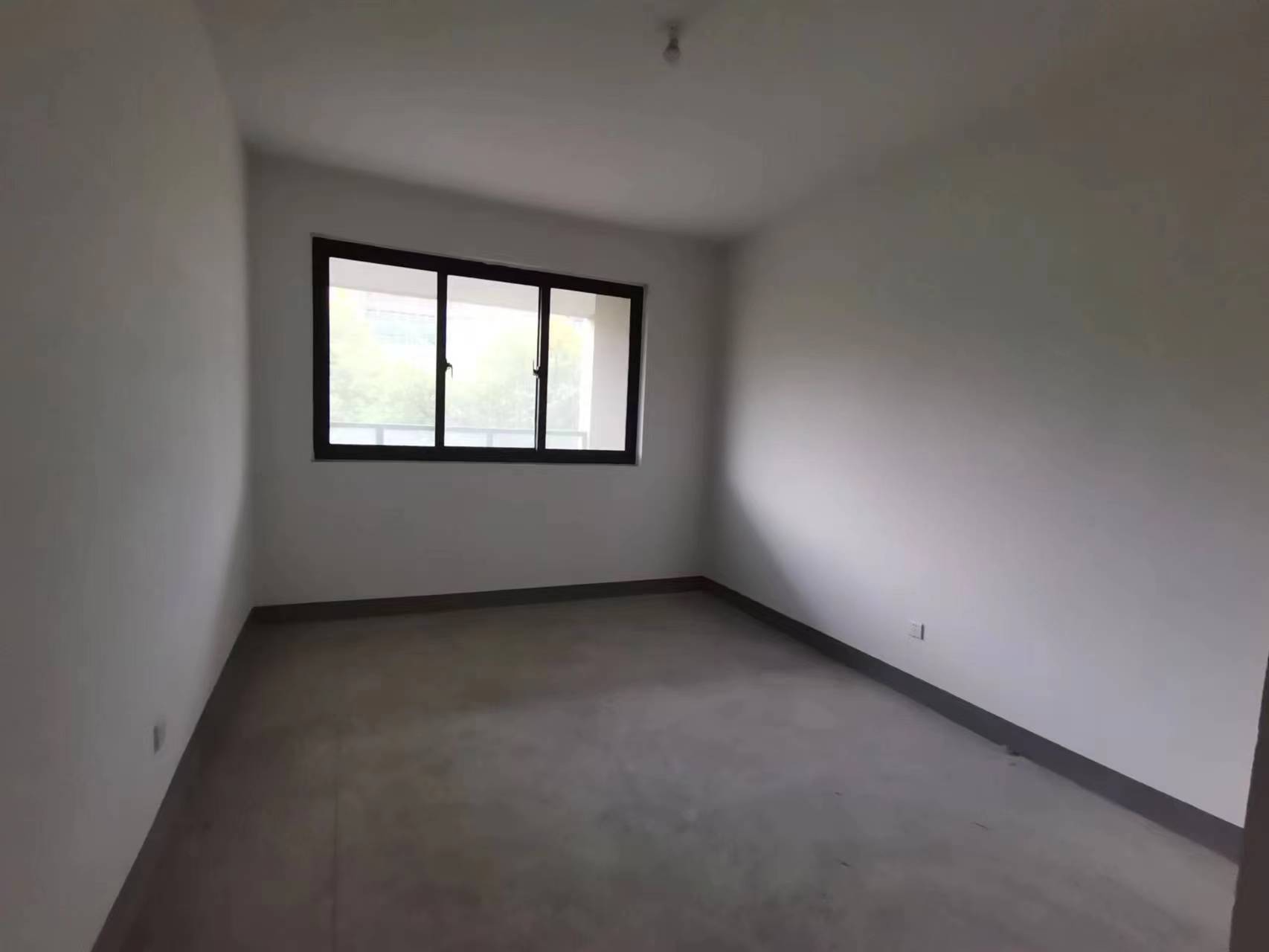 国城璟府 4室2厅2卫 145m&sup2;