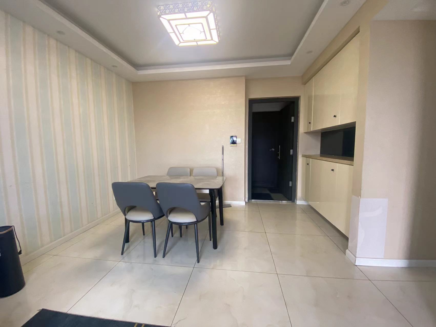 万科濠河传奇 2室2厅1卫 91m&sup2;