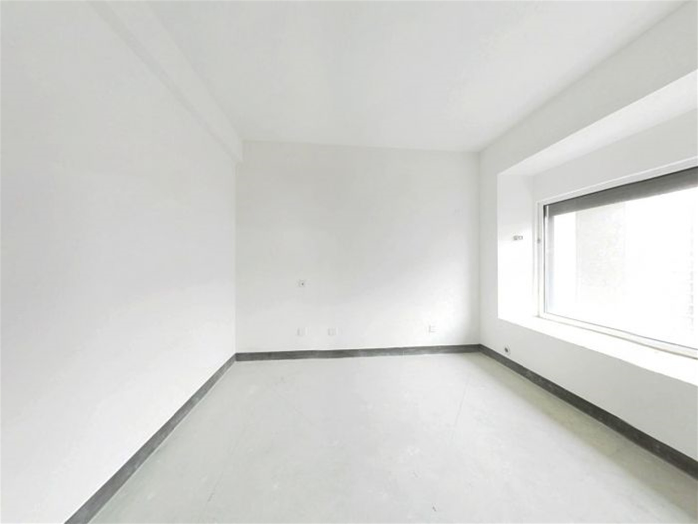 南山国际社区 4室2厅2卫 130m&sup2;