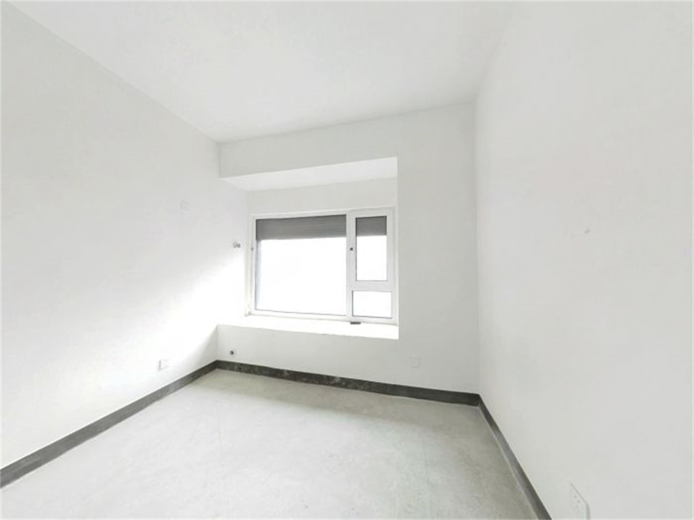 南山国际社区 4室2厅2卫 130m&sup2;