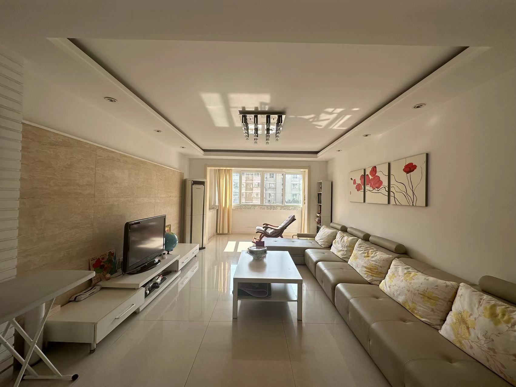 春晖花园 3室2厅2卫 135m&sup2;