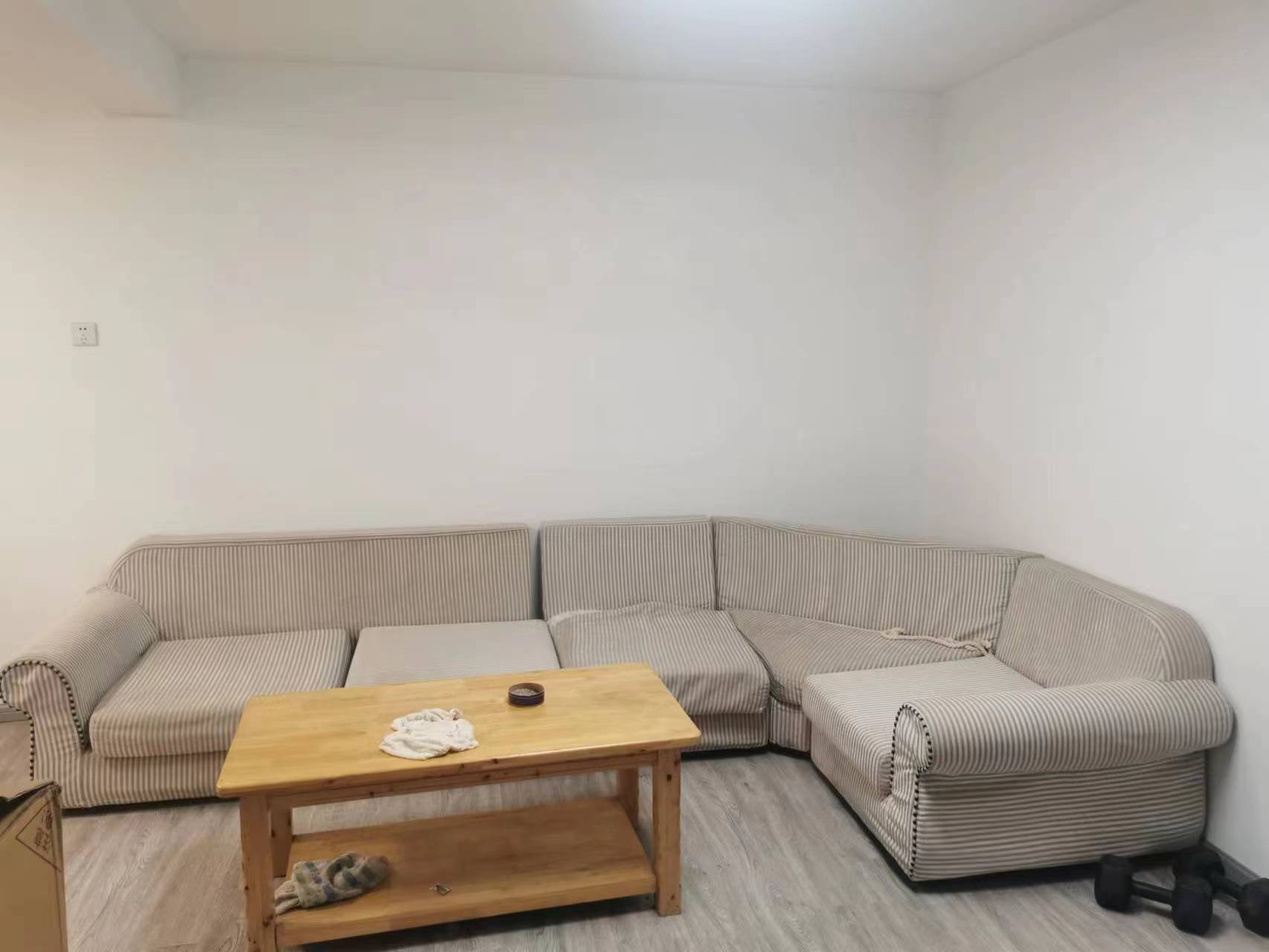 天都花苑 2室1厅1卫 89m&sup2;