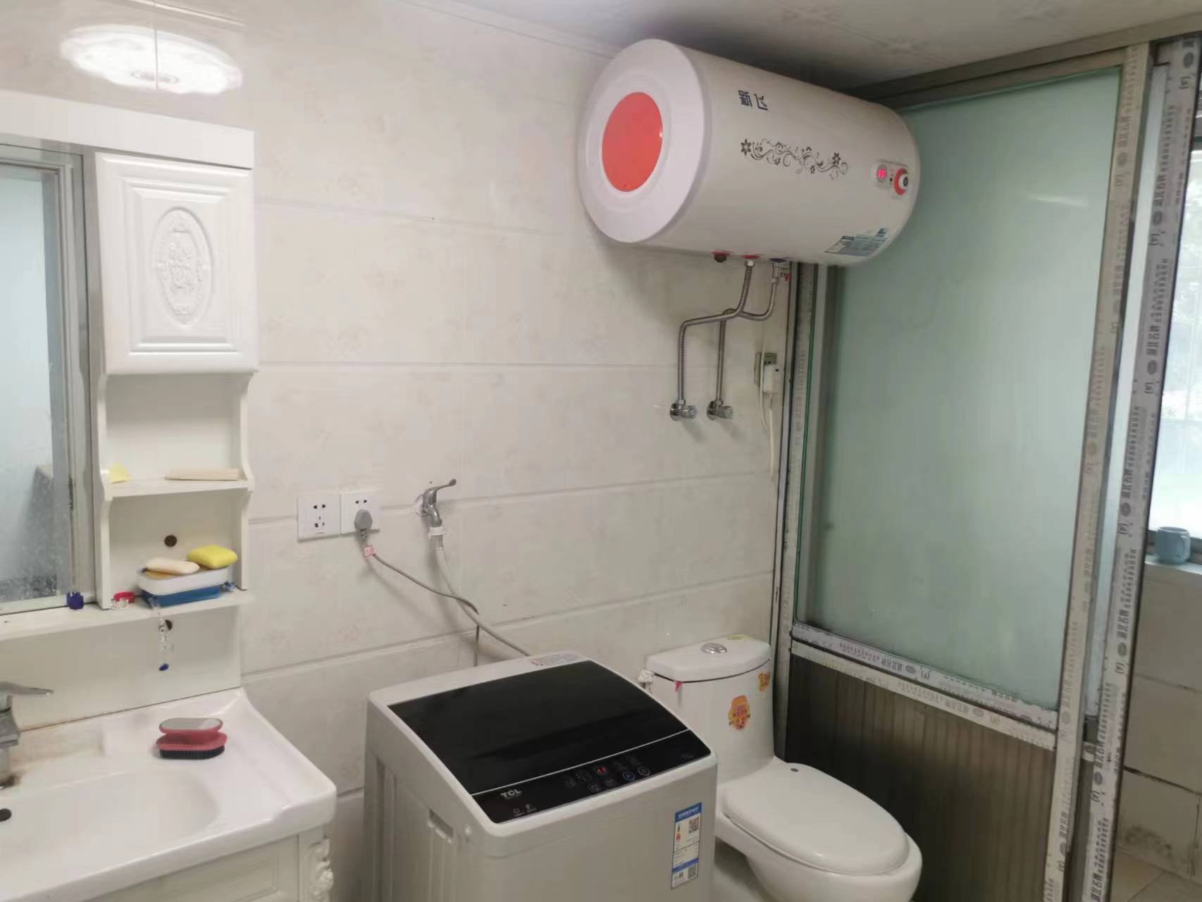 天都花苑 2室1厅1卫 89m&sup2;