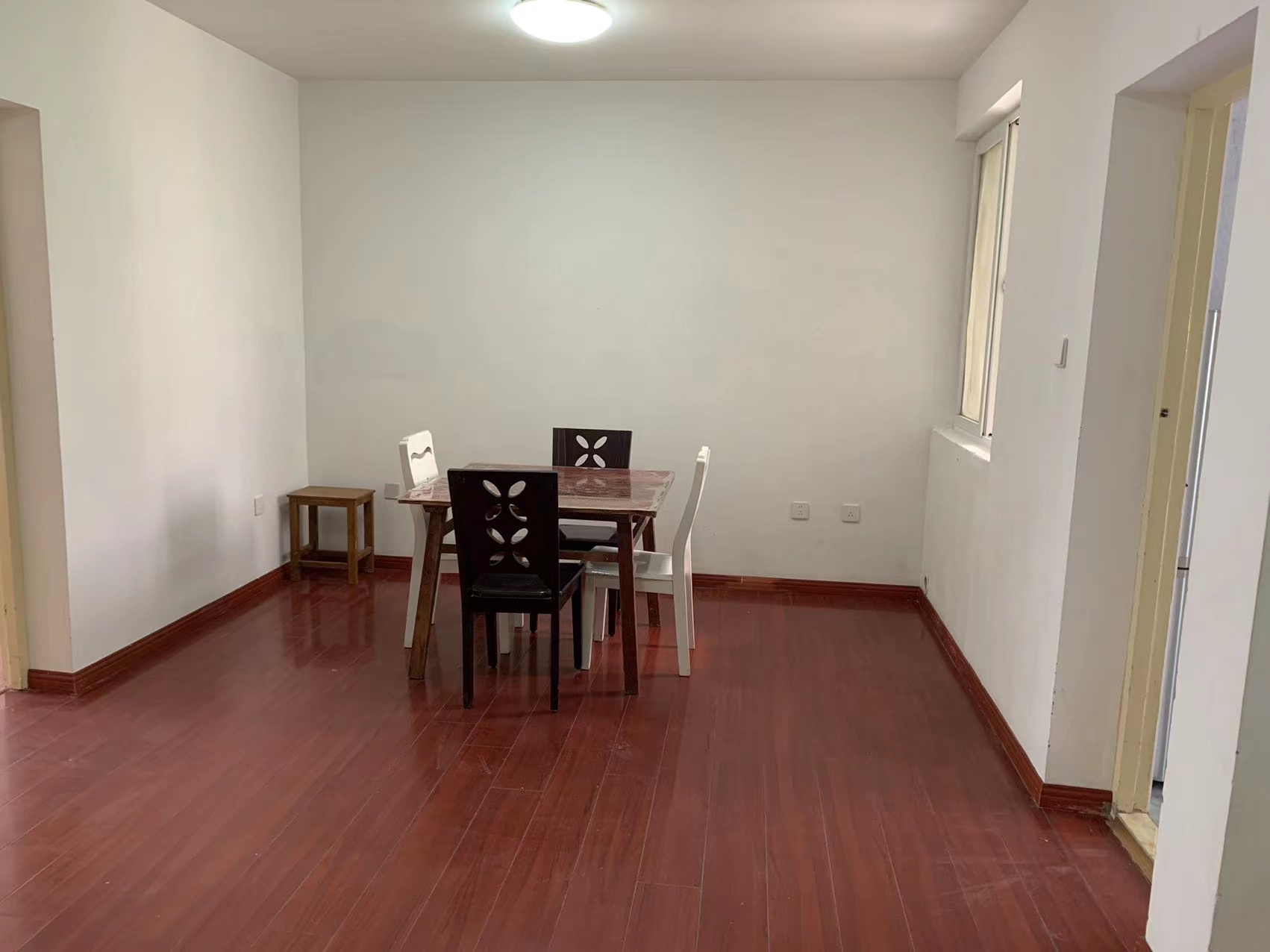 景河苑 2室1厅1卫 78m&sup2;
