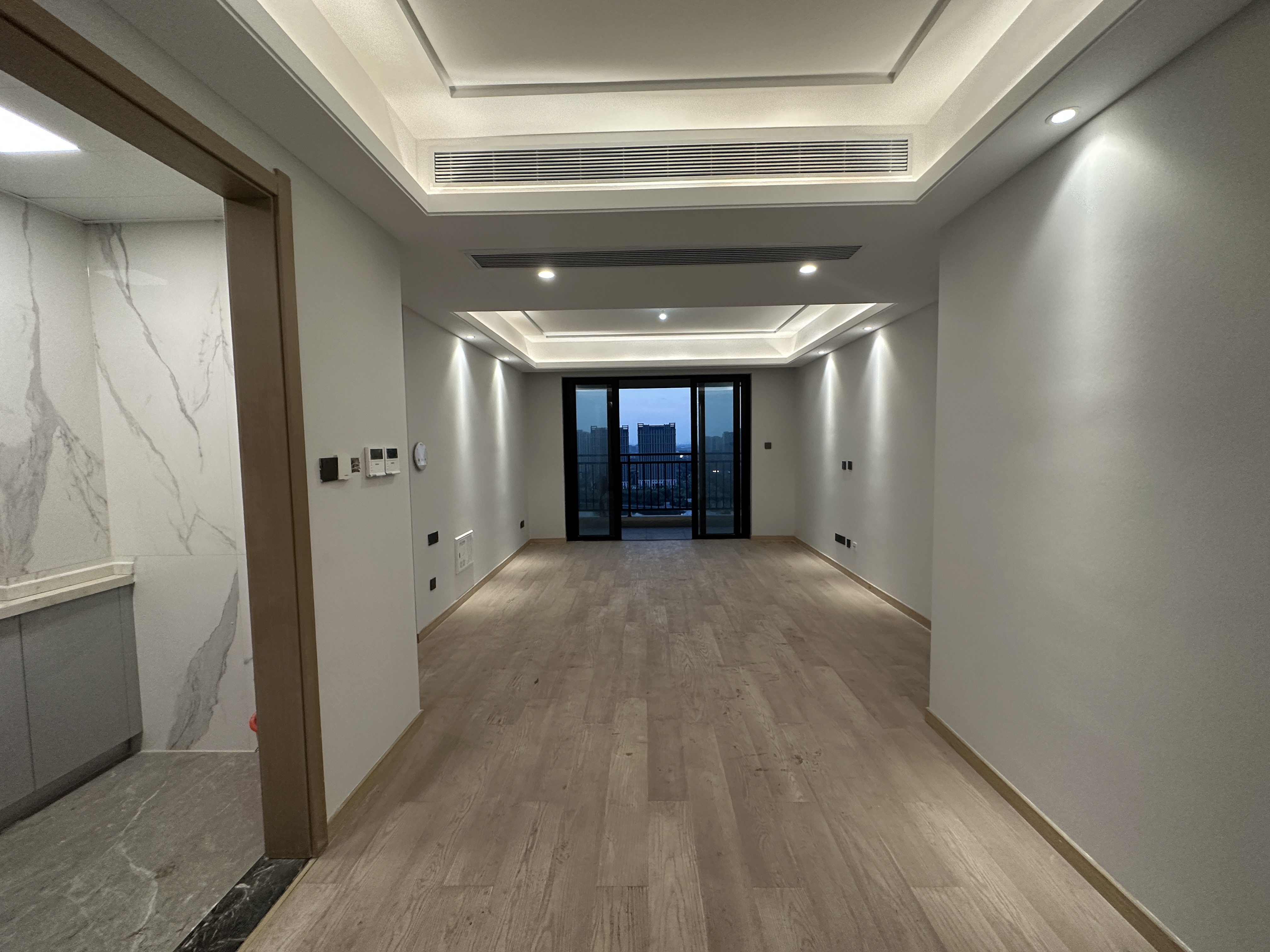 春风南岸西园 4室2厅2卫 141m&sup2;