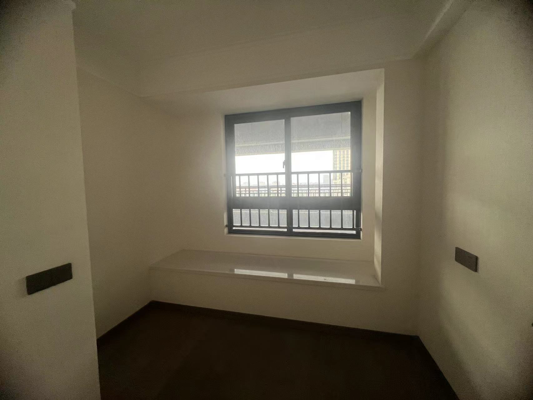 万科时代之光 3室2厅1卫 93m&sup2;