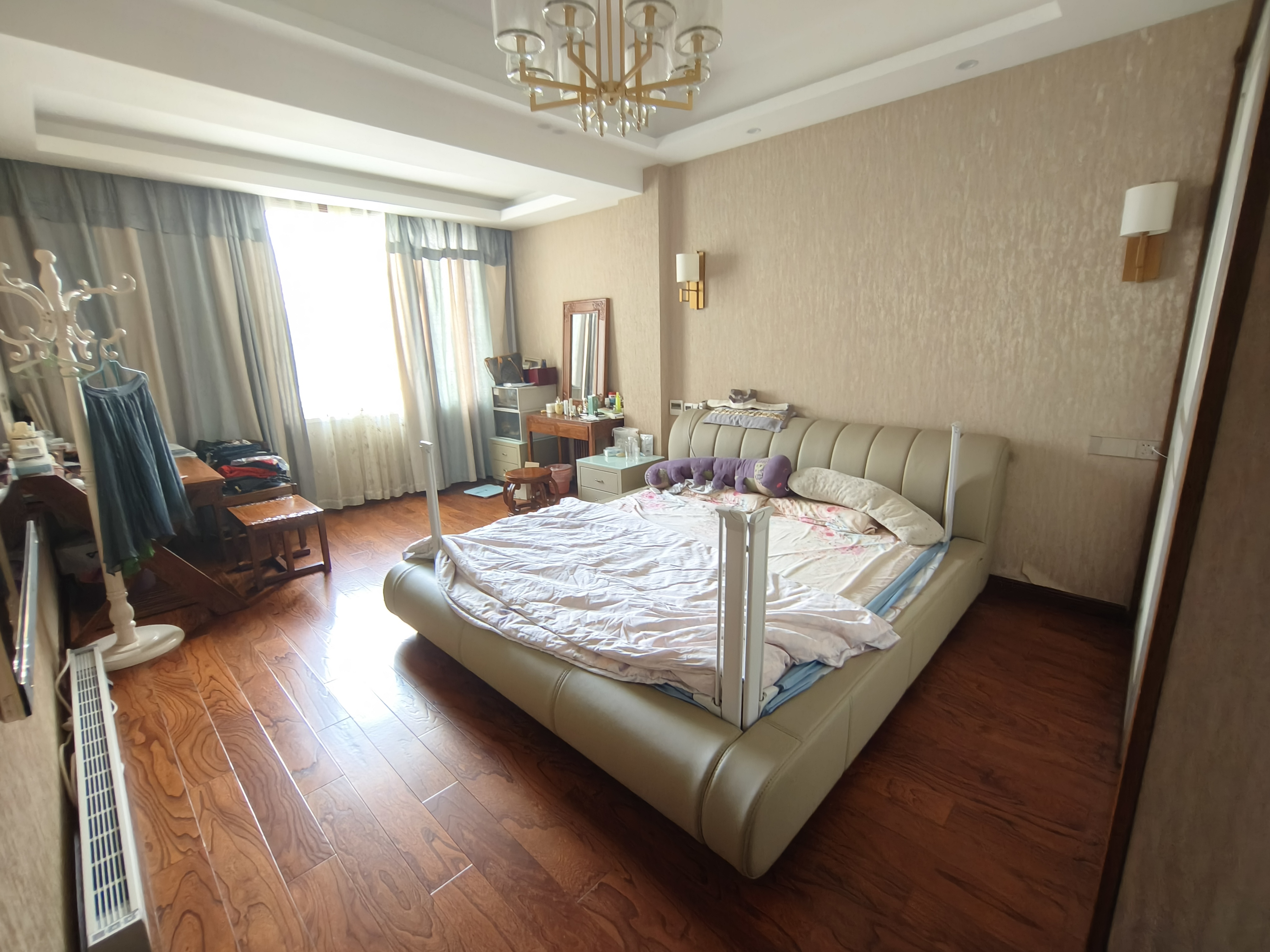 富都豪园 5室2厅2卫 310m&sup2;
